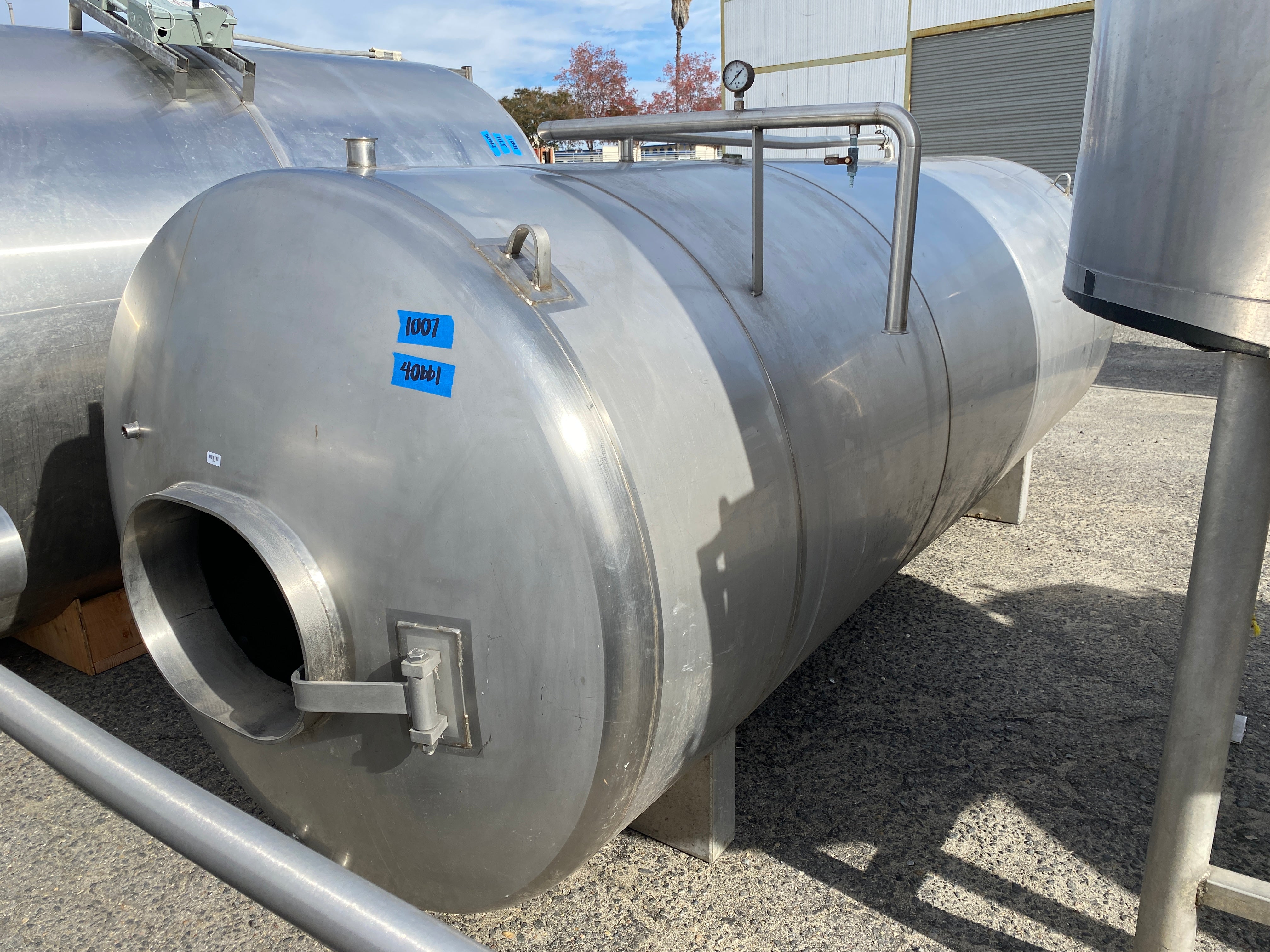 40bbl Glacier Brite Tank – Beverage Equipment Traders