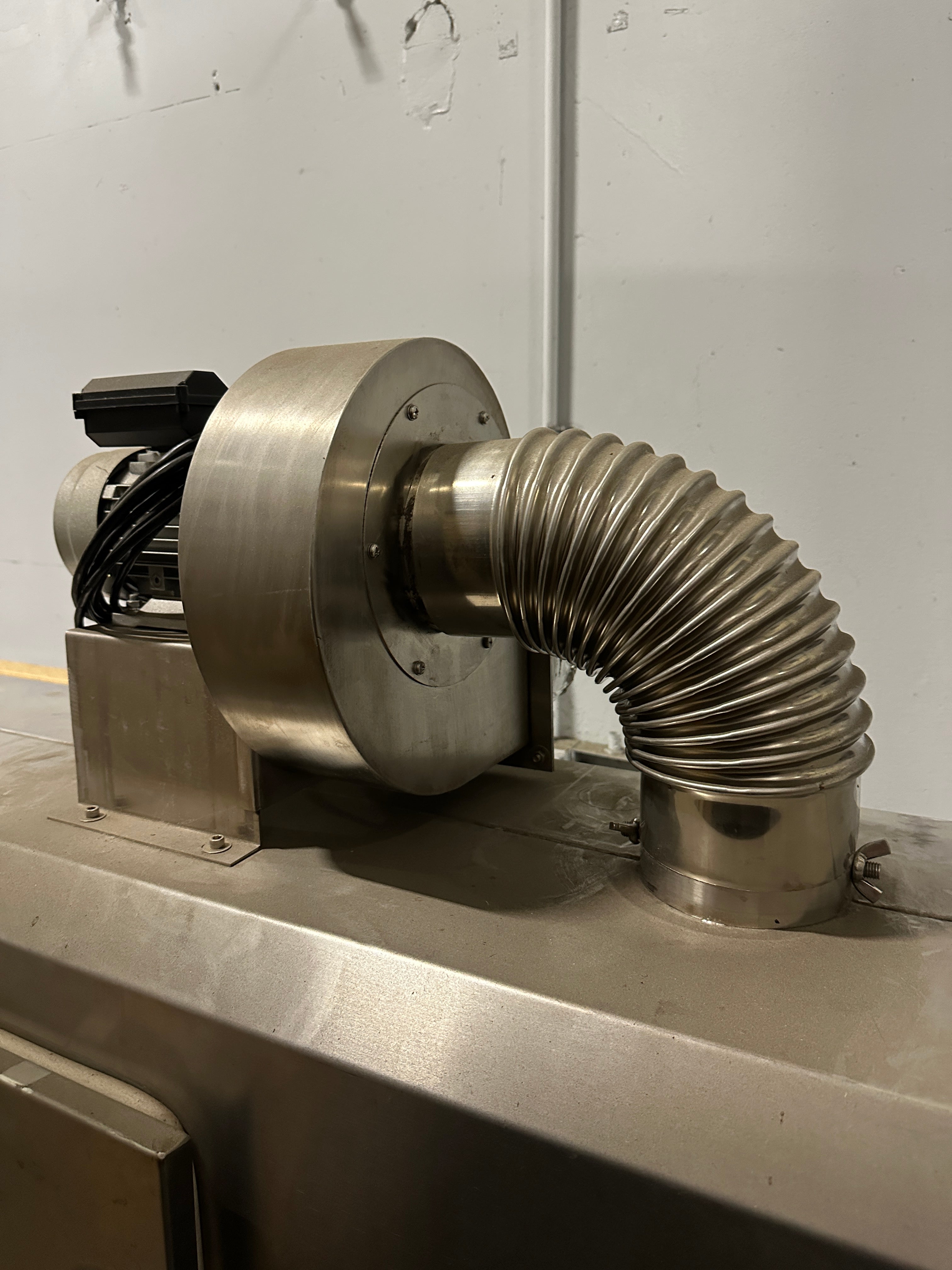 Steam Tunnel w/ Steam Generator