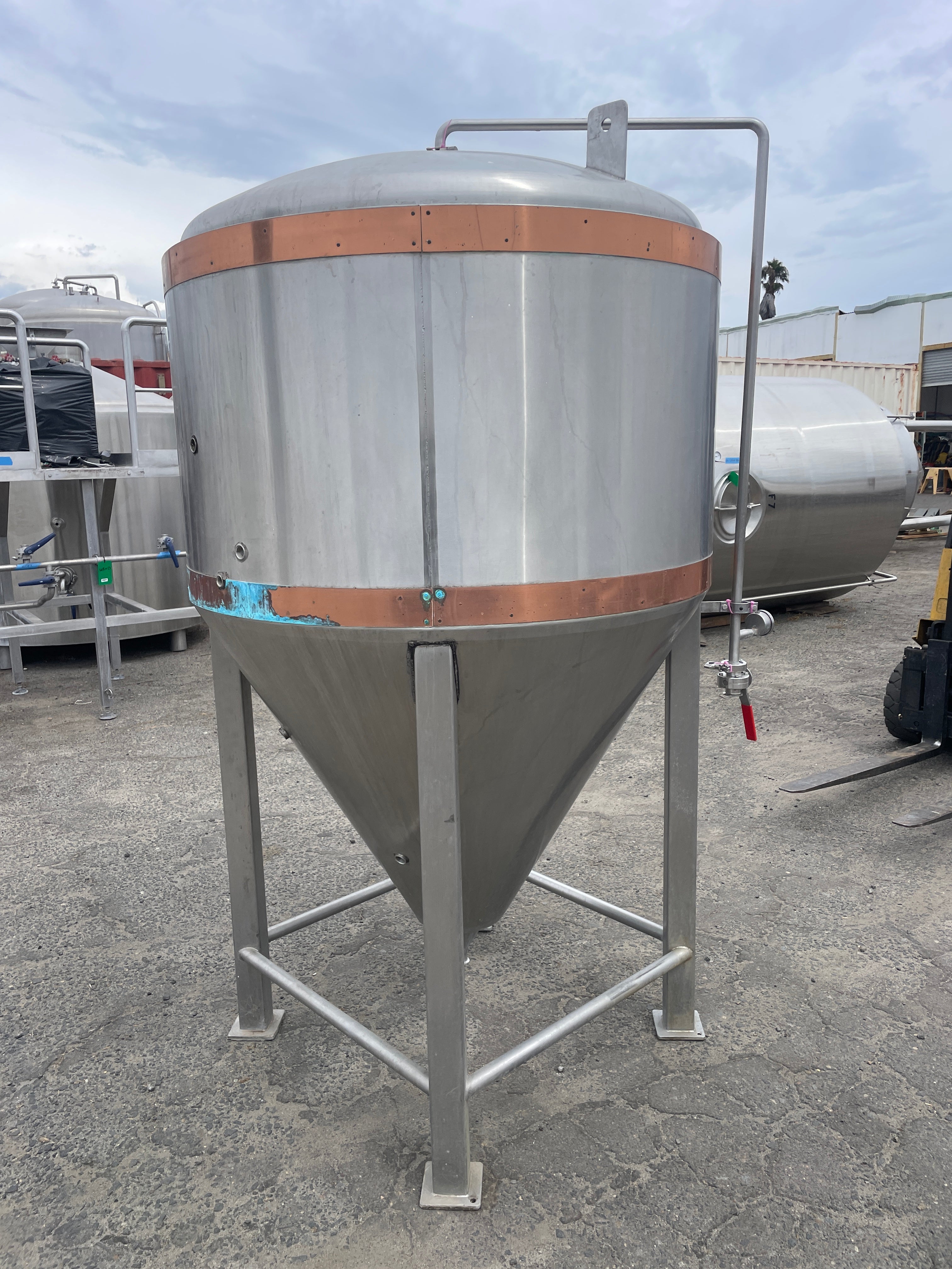 10bbl DME Fermenters
