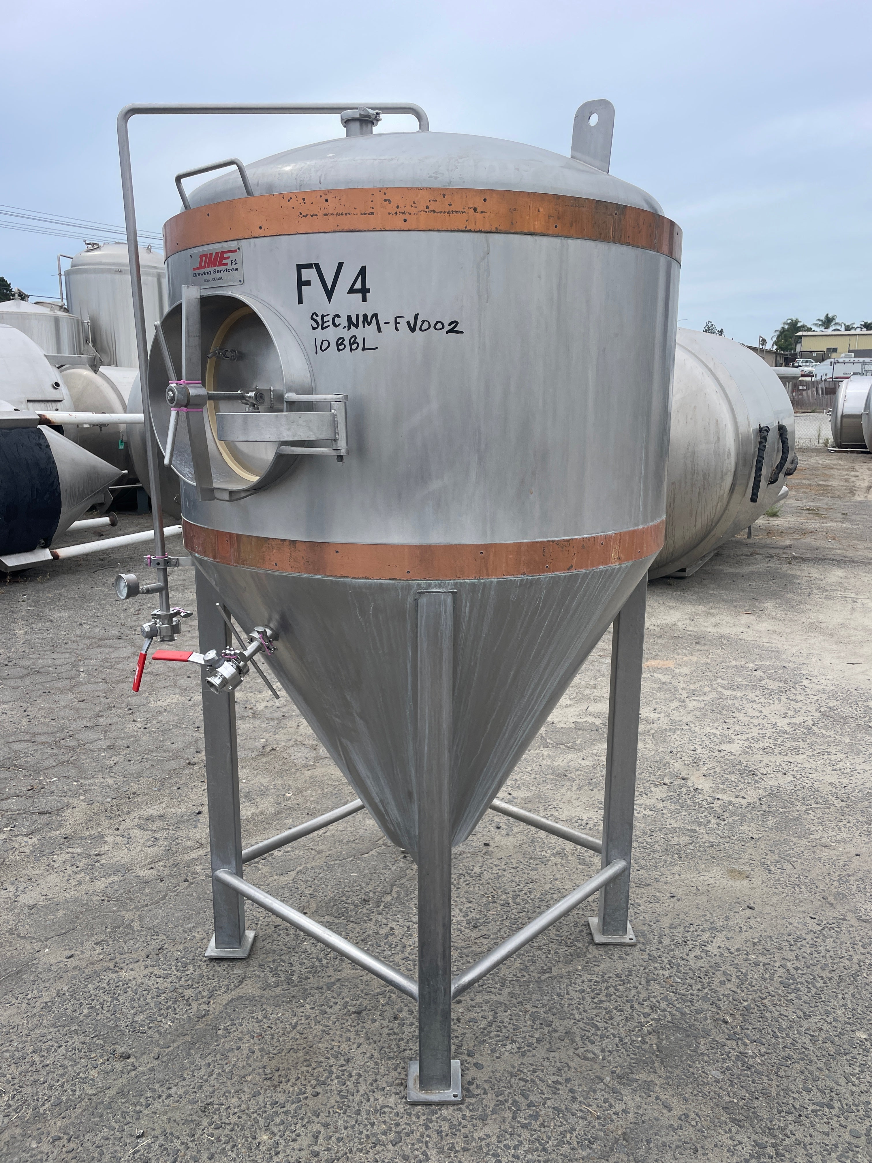 10bbl DME Fermenters