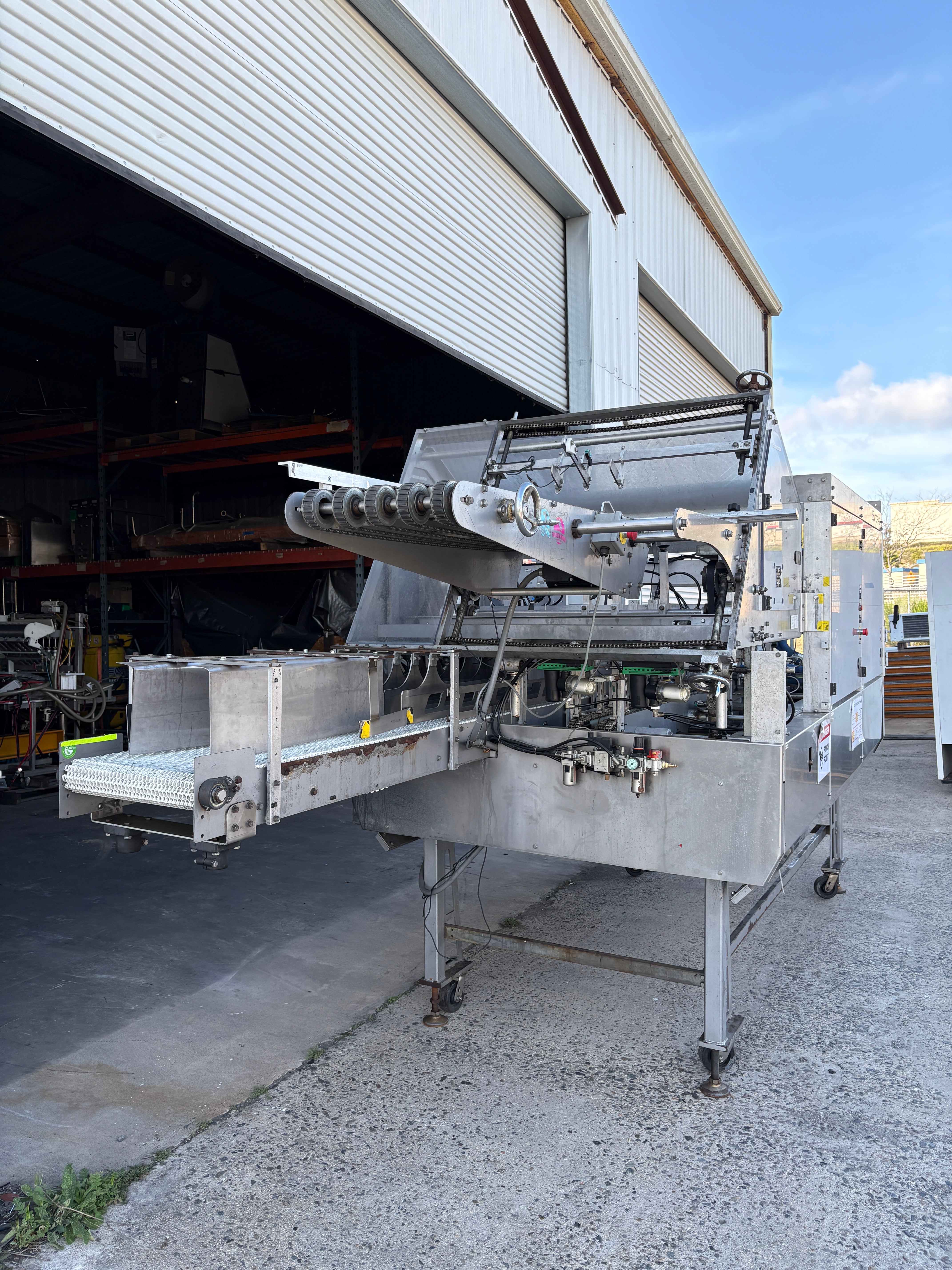 Switchback Cartoner