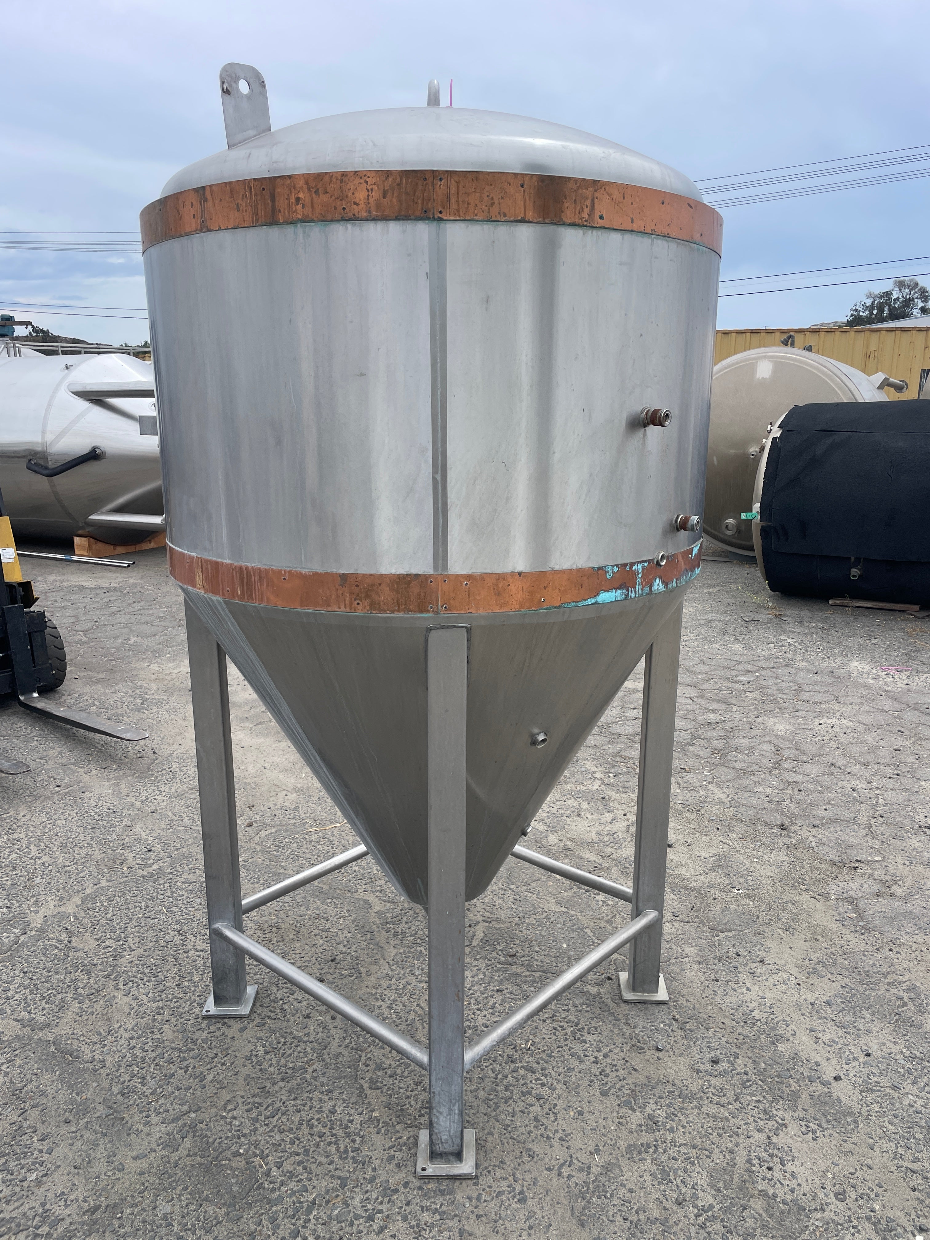 10bbl DME Fermenters