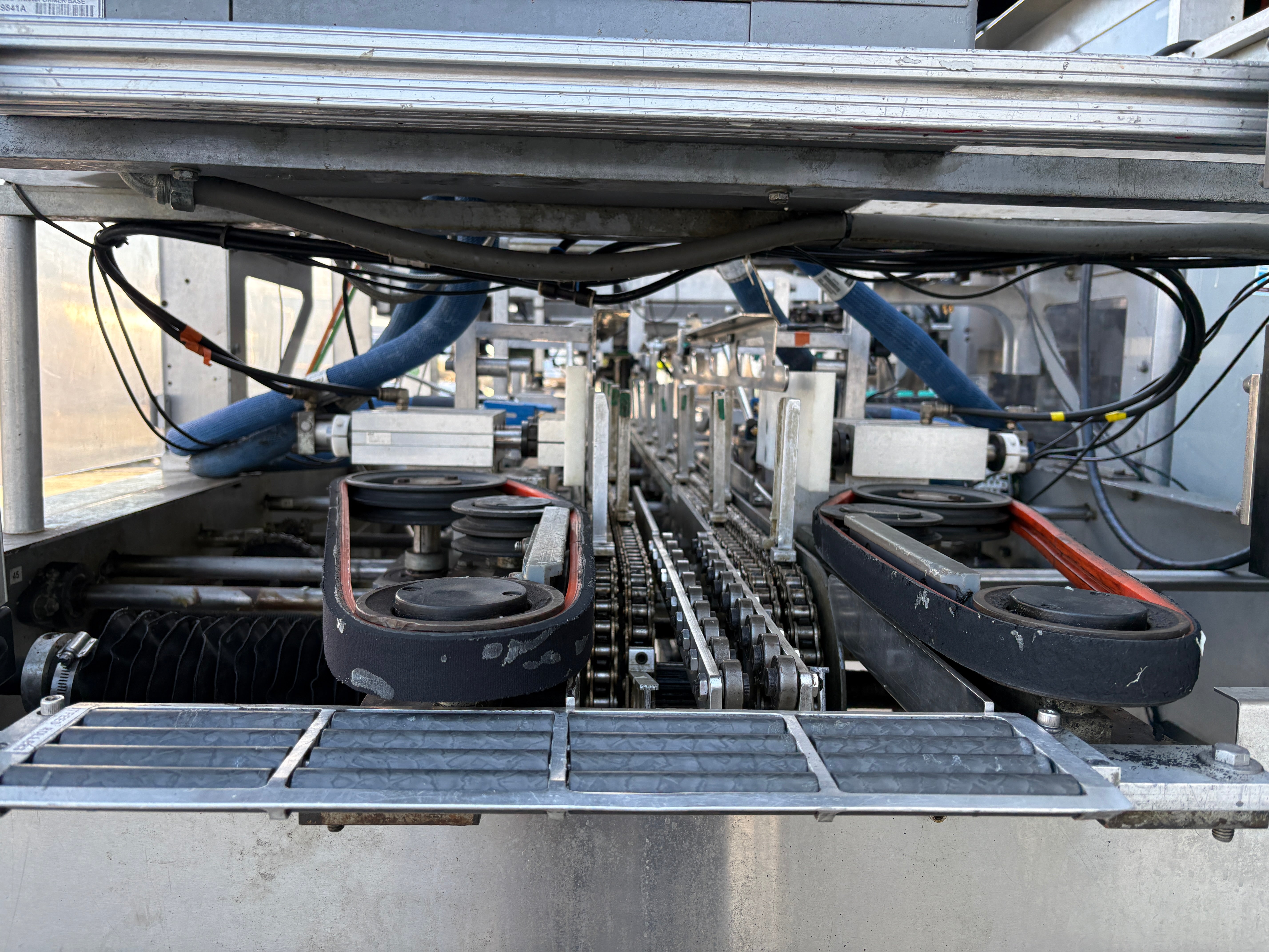 Switchback Cartoner