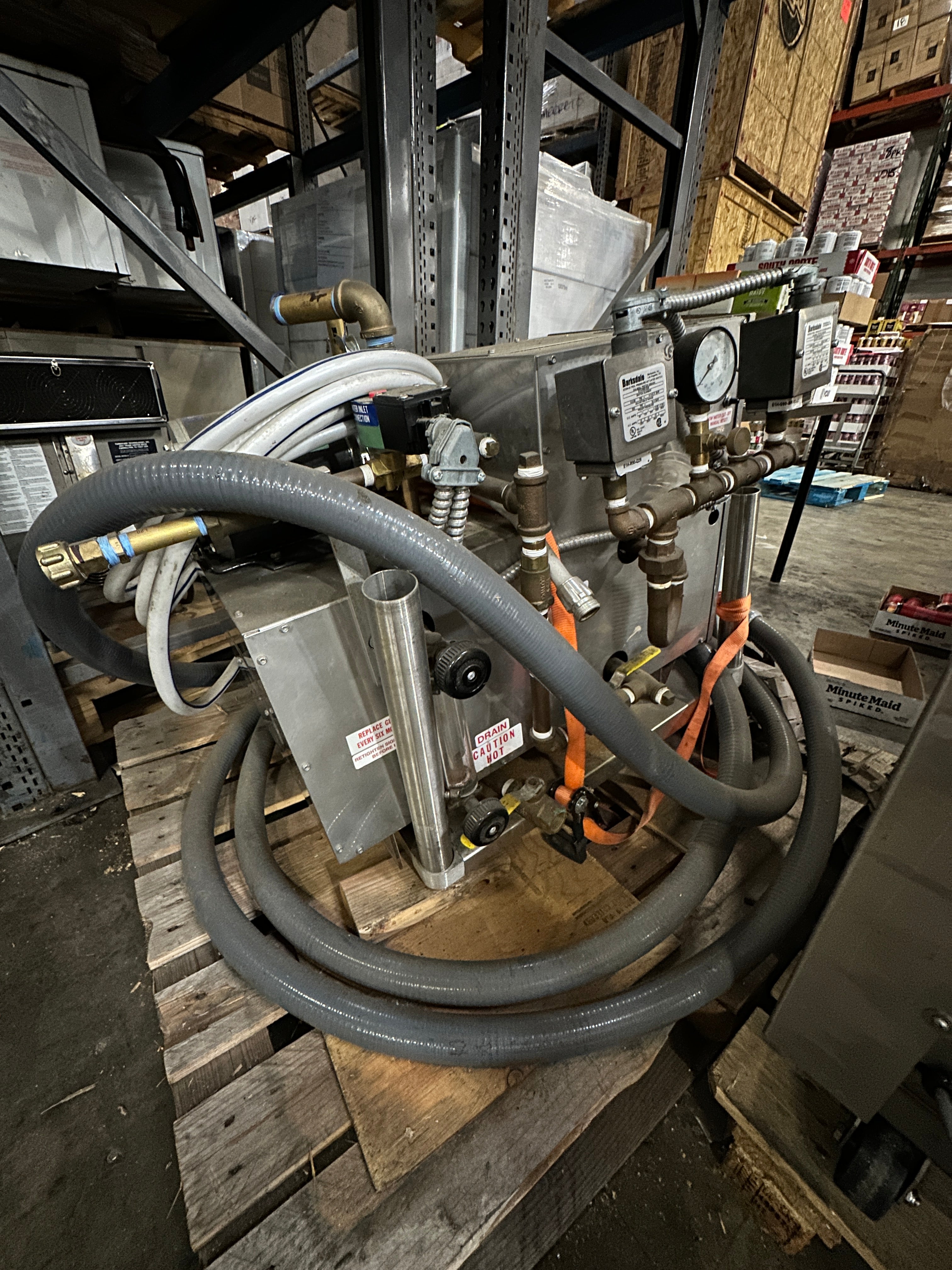 Steam Tunnel w/ Steam Generator