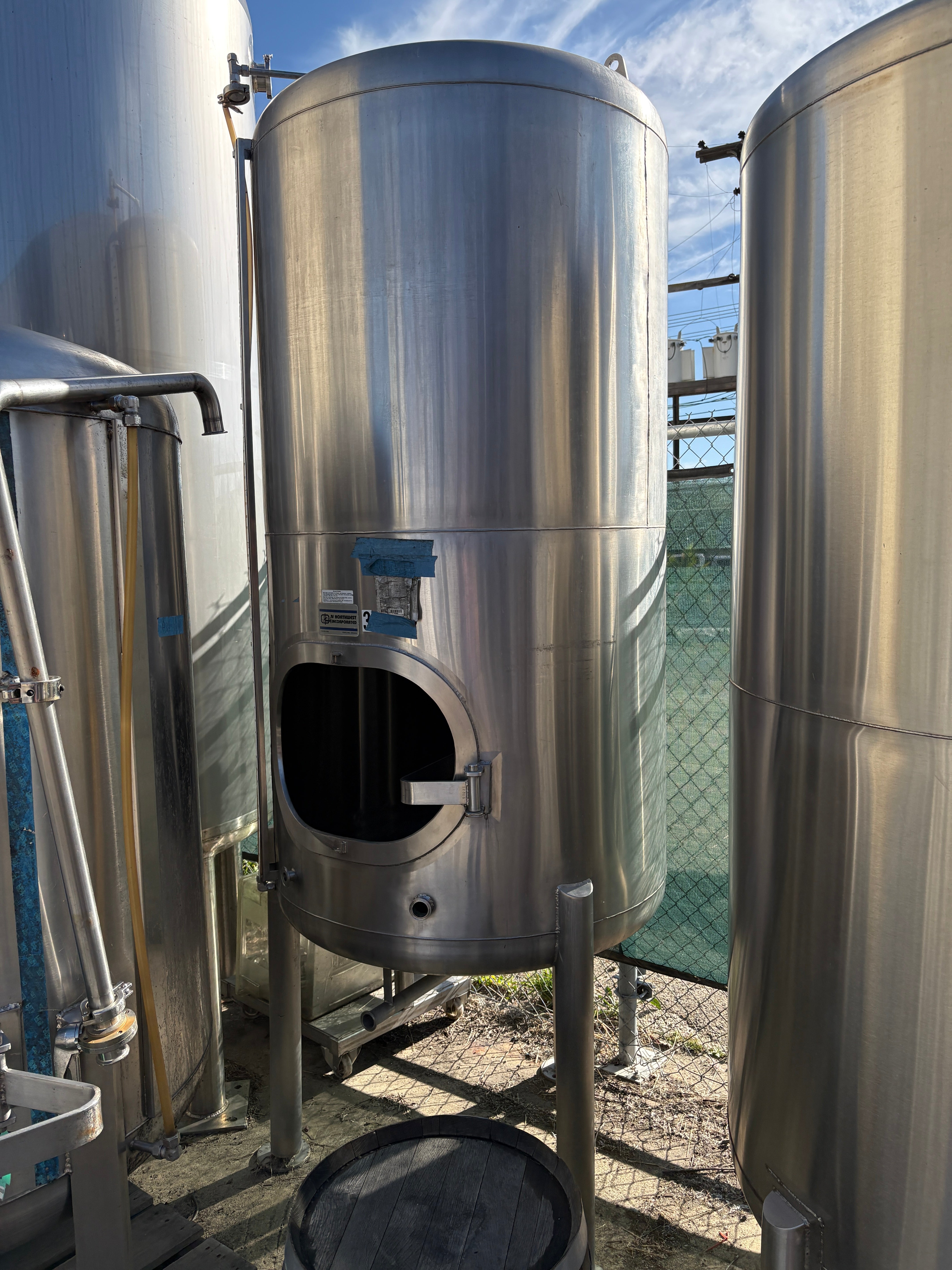 15bbl JV Northwest Serving Tanks