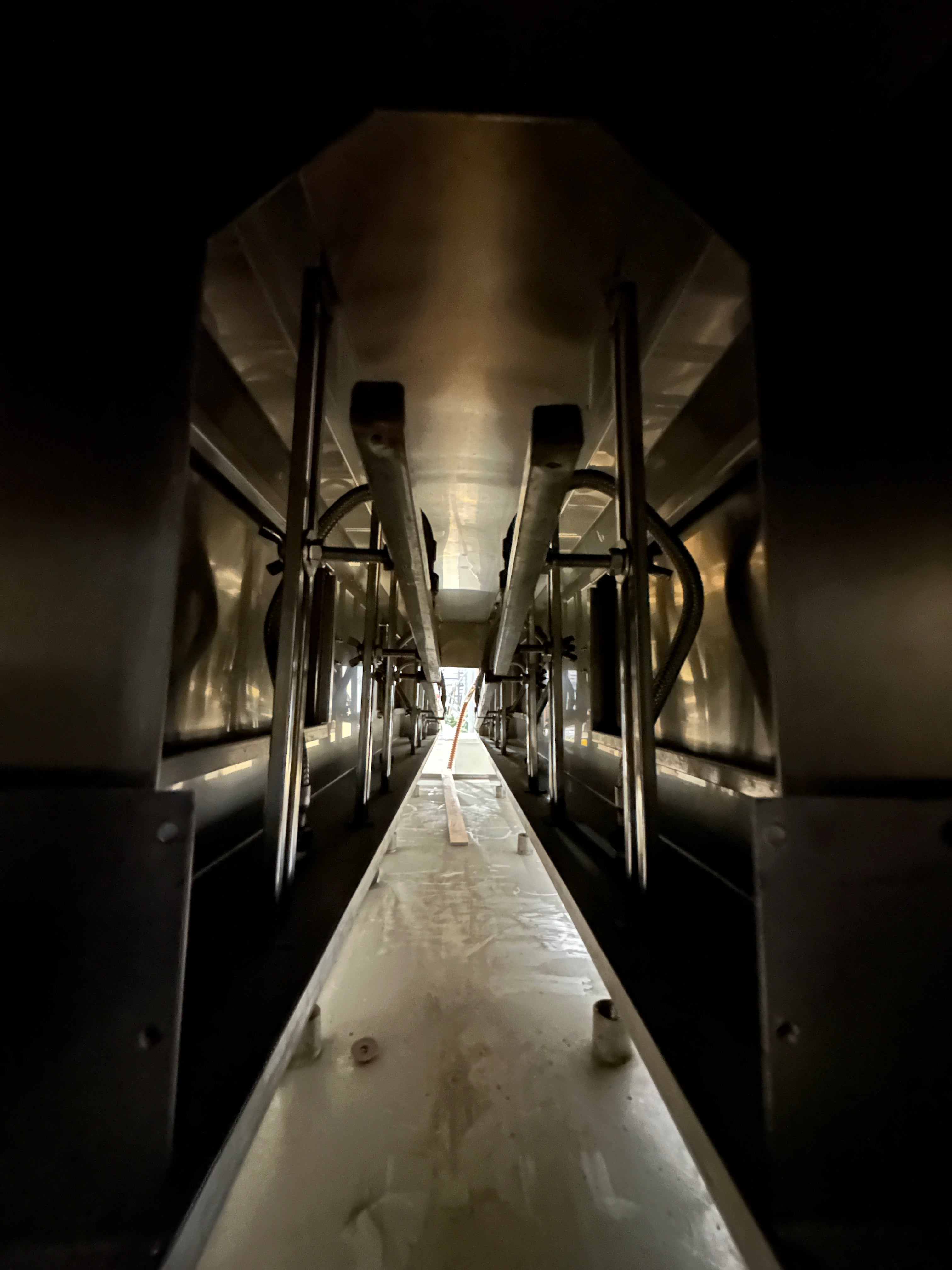 Steam Tunnel w/ Steam Generator