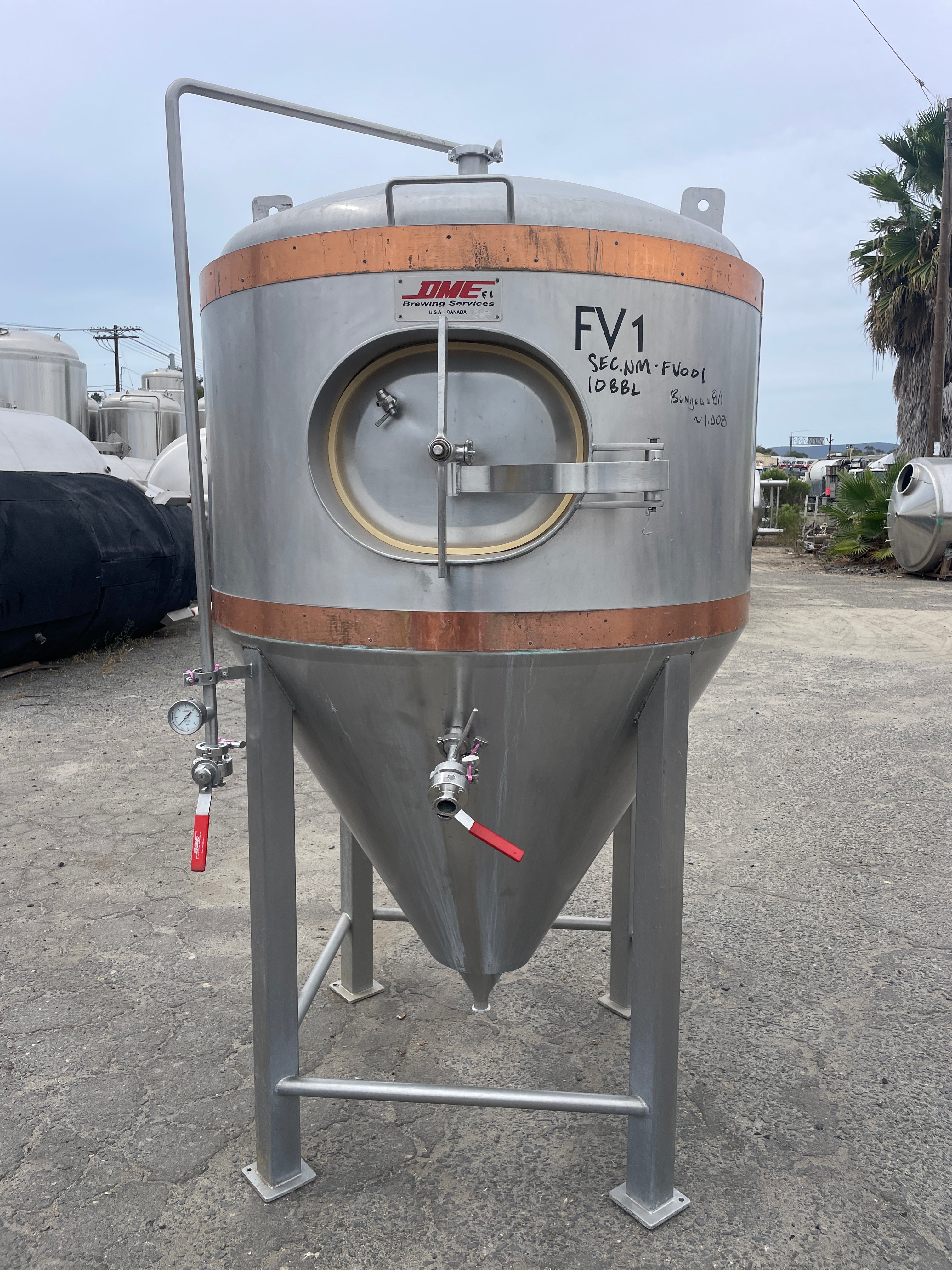 10bbl DME Fermenters