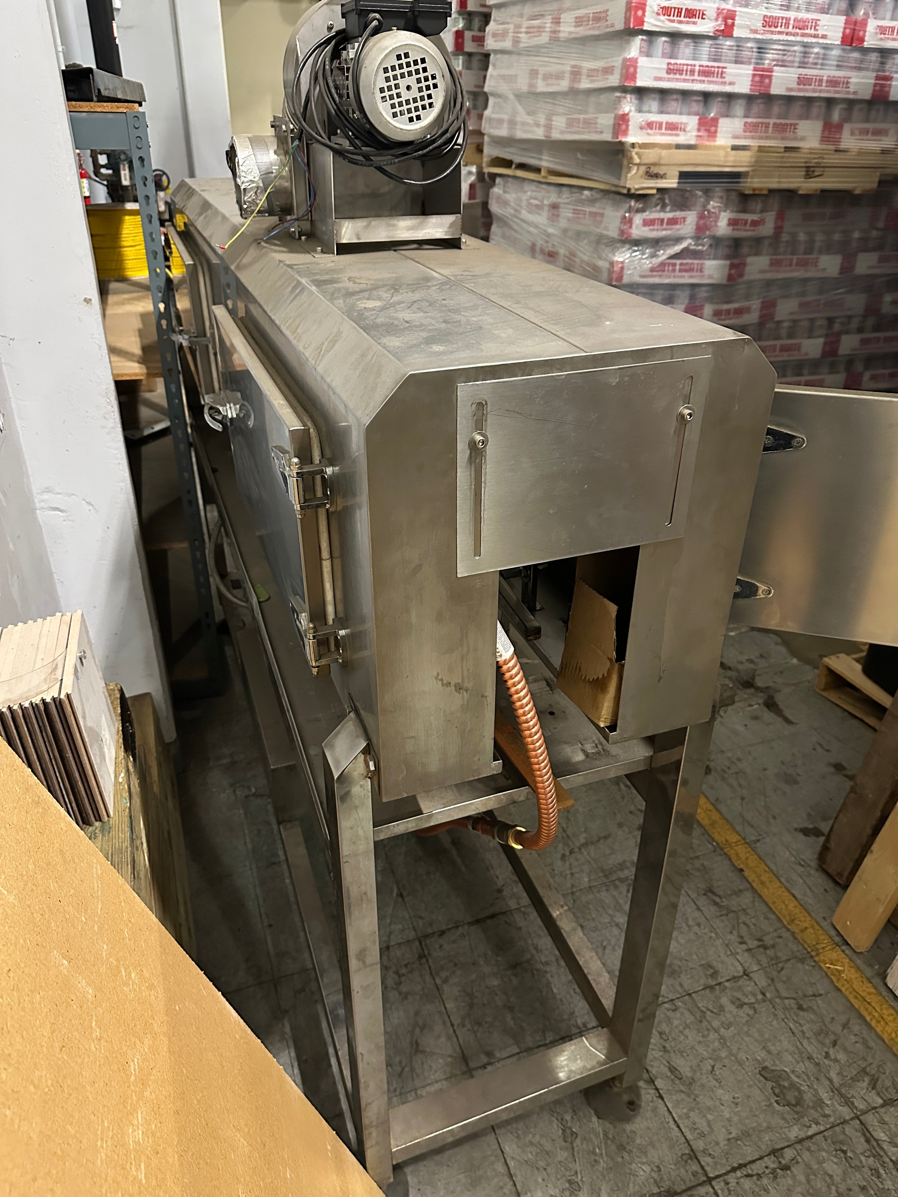 Steam Tunnel w/ Steam Generator