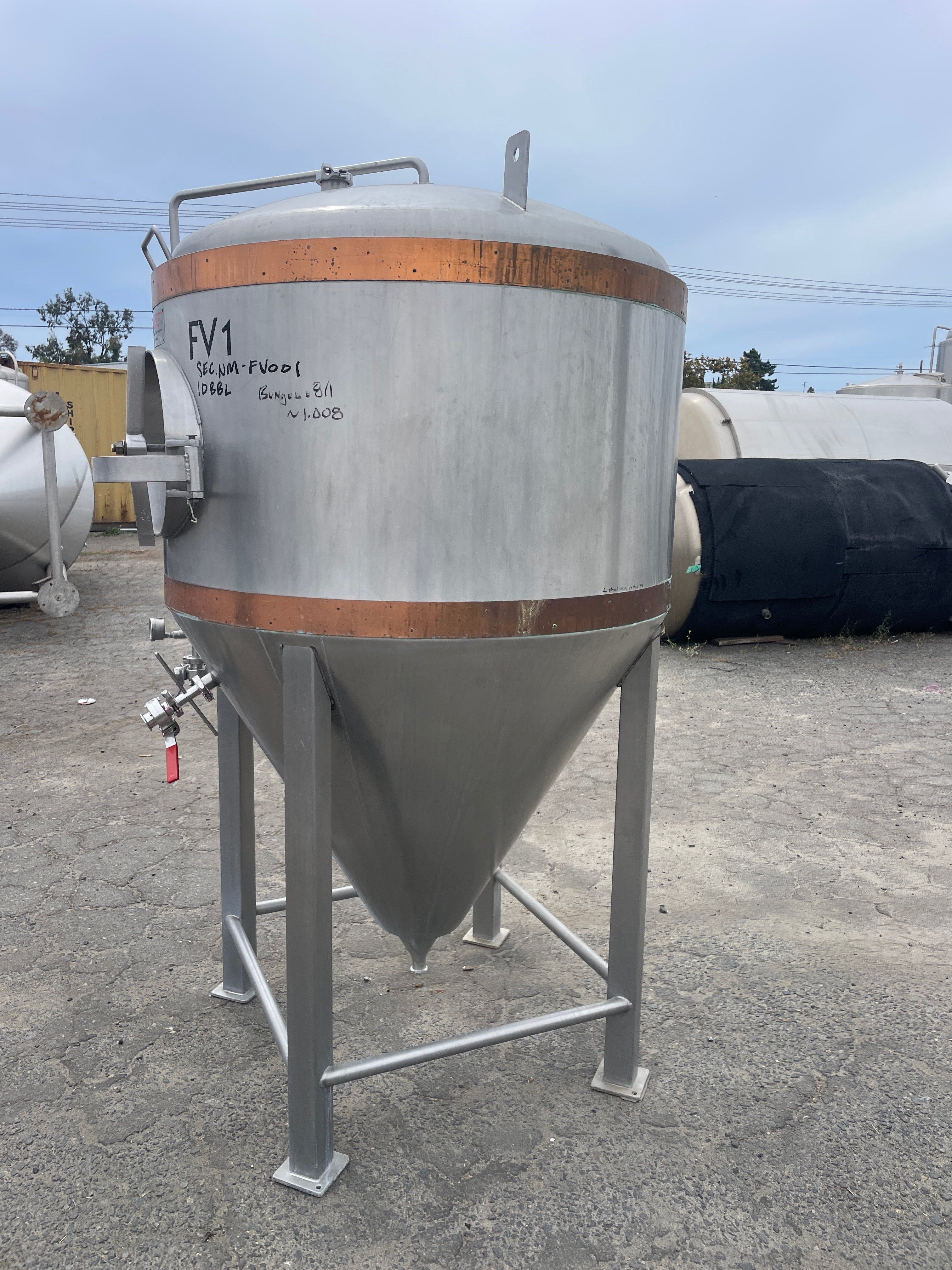 10bbl DME Fermenters