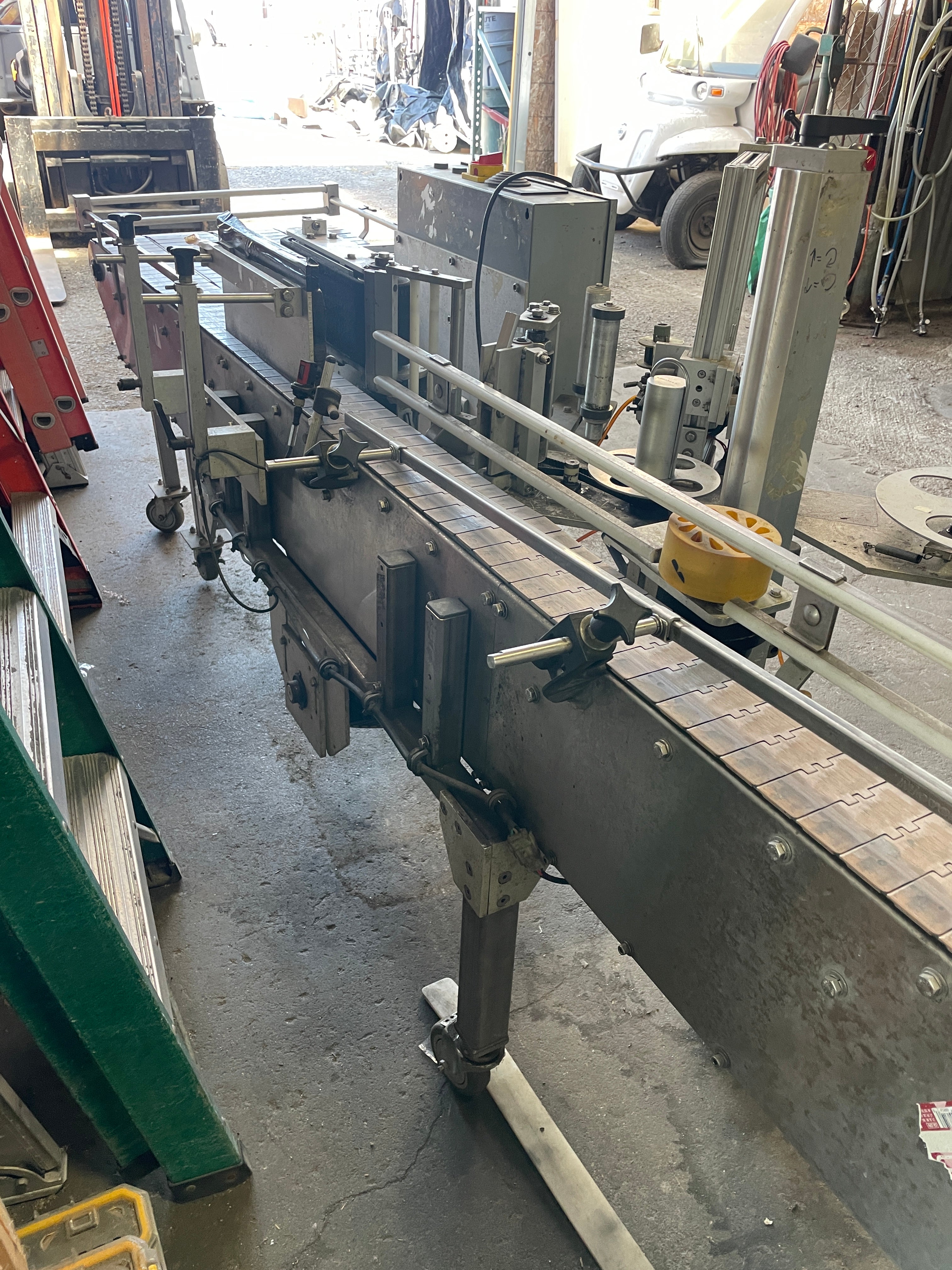 In-Line Labeler