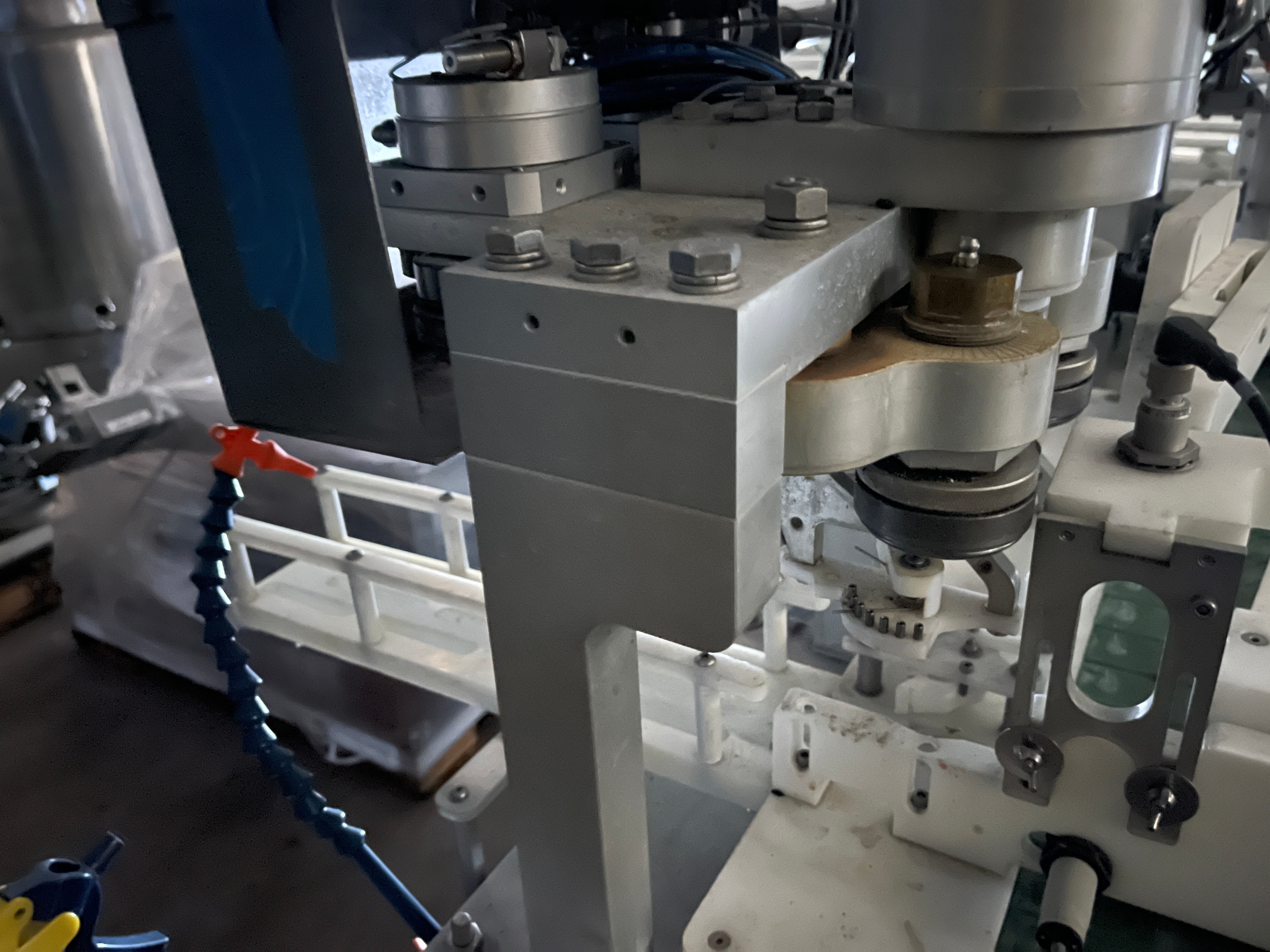 Wild Goose Can Filler