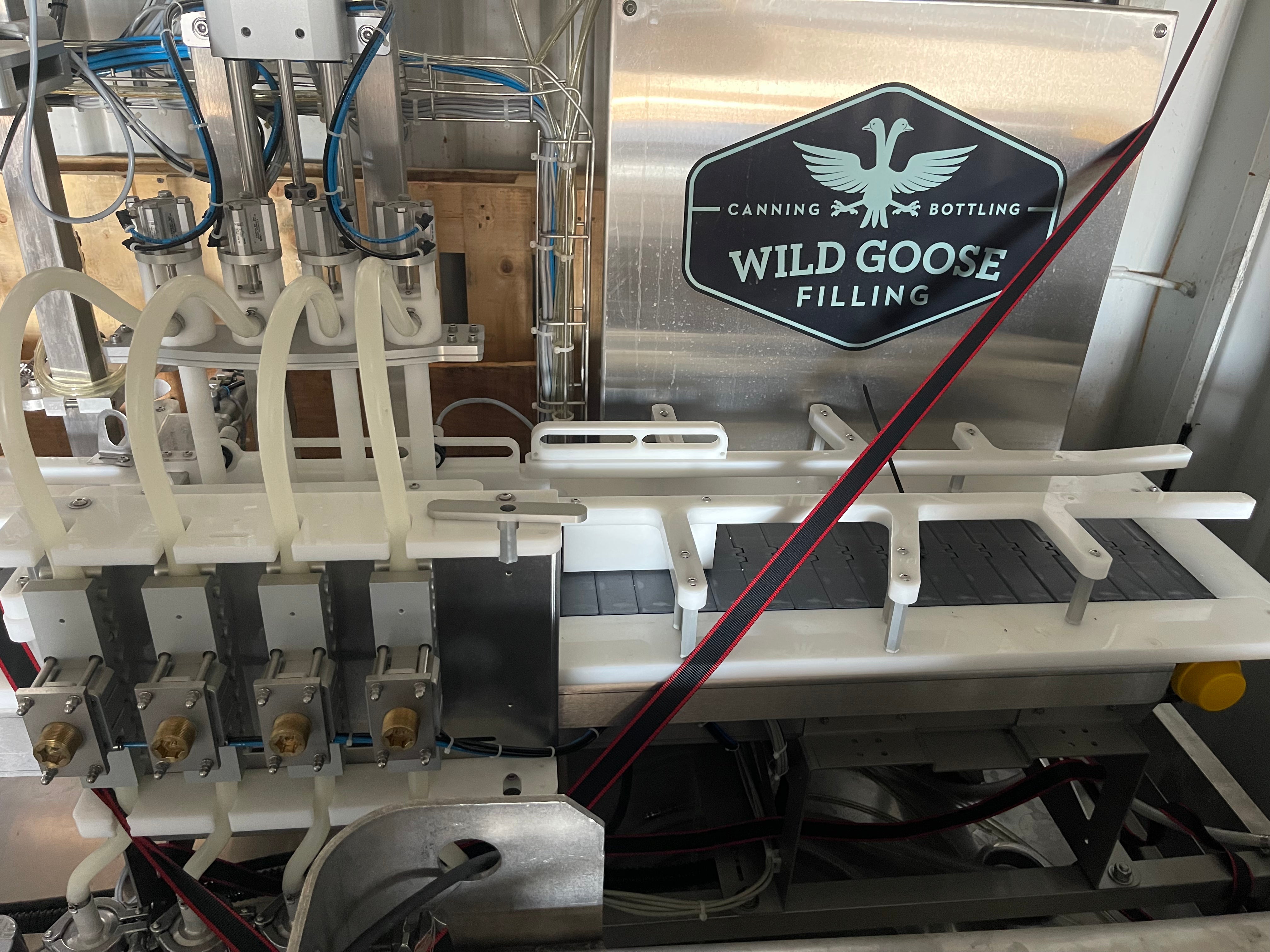 Wild Goose 4-Head Can Filler w/ Nitro Doser