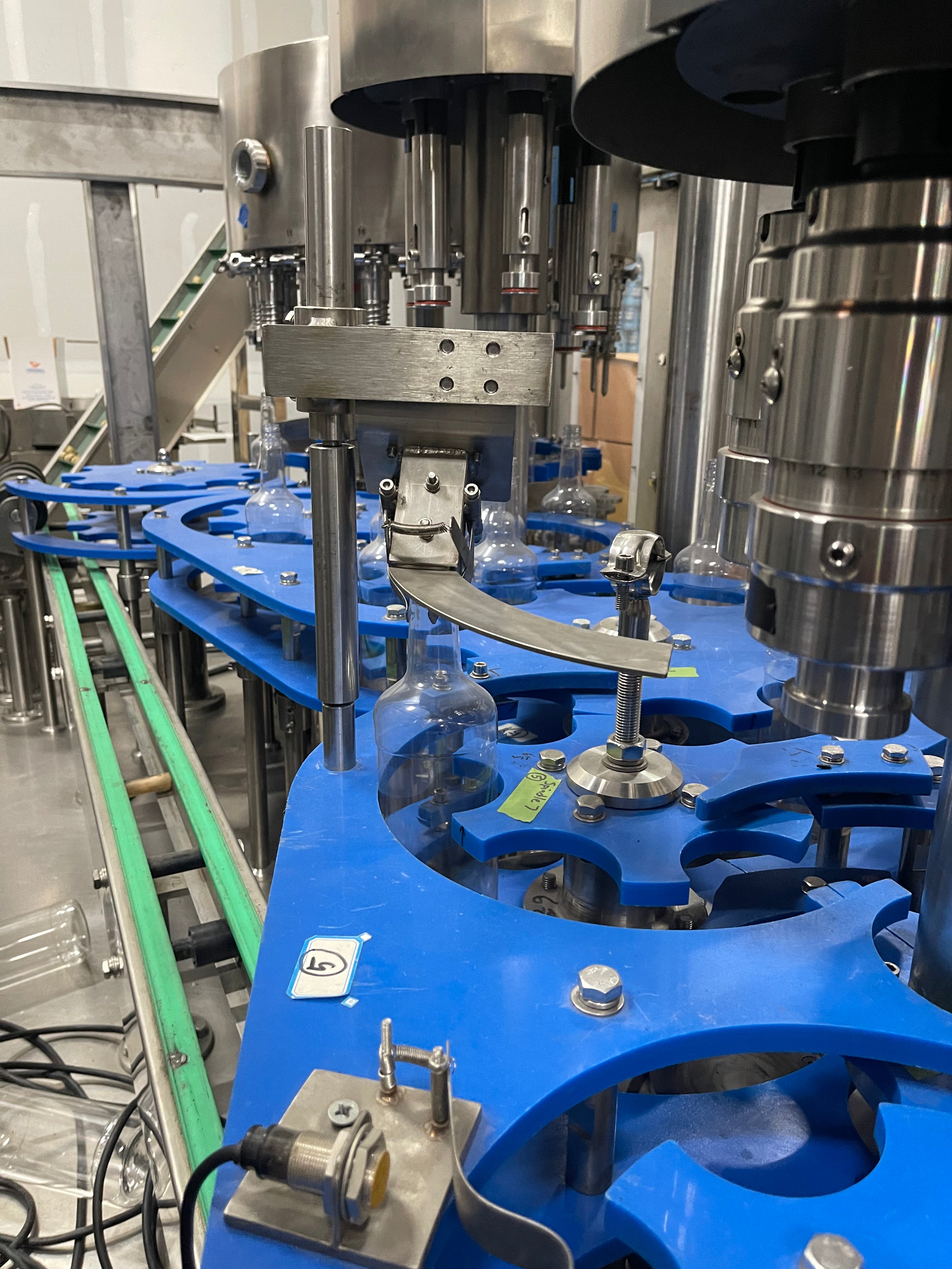 Fillex Rotary Bottle Filler & Screw-Capping Monoblock