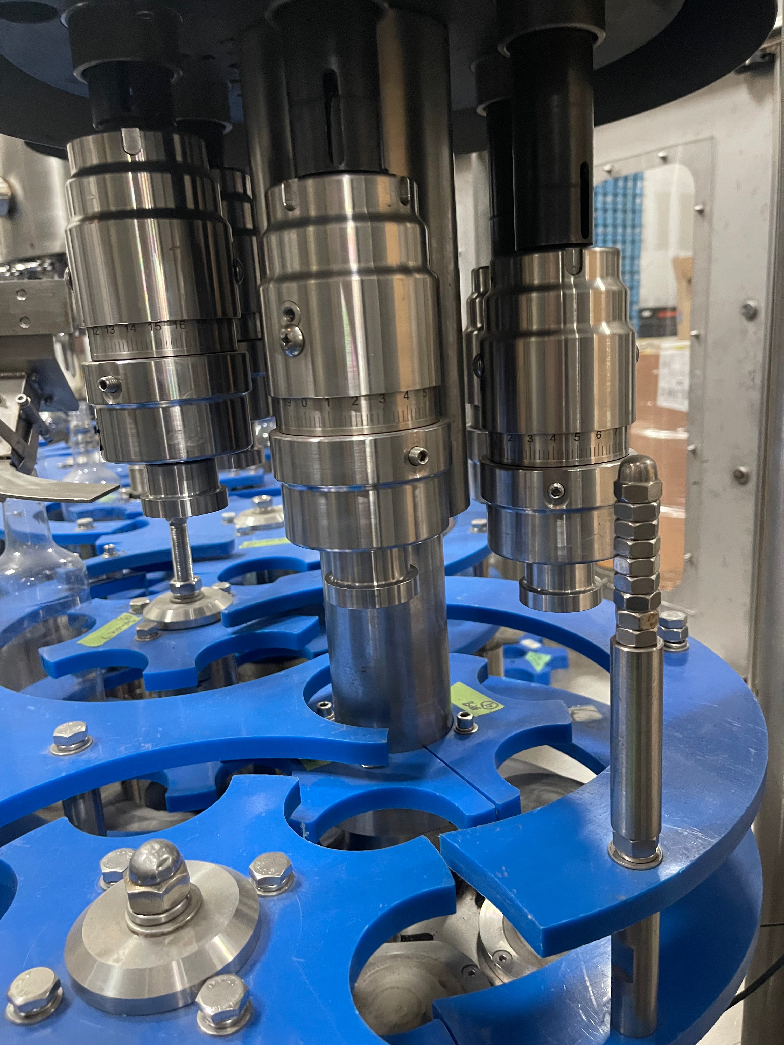 Fillex Rotary Bottle Filler & Screw-Capping Monoblock