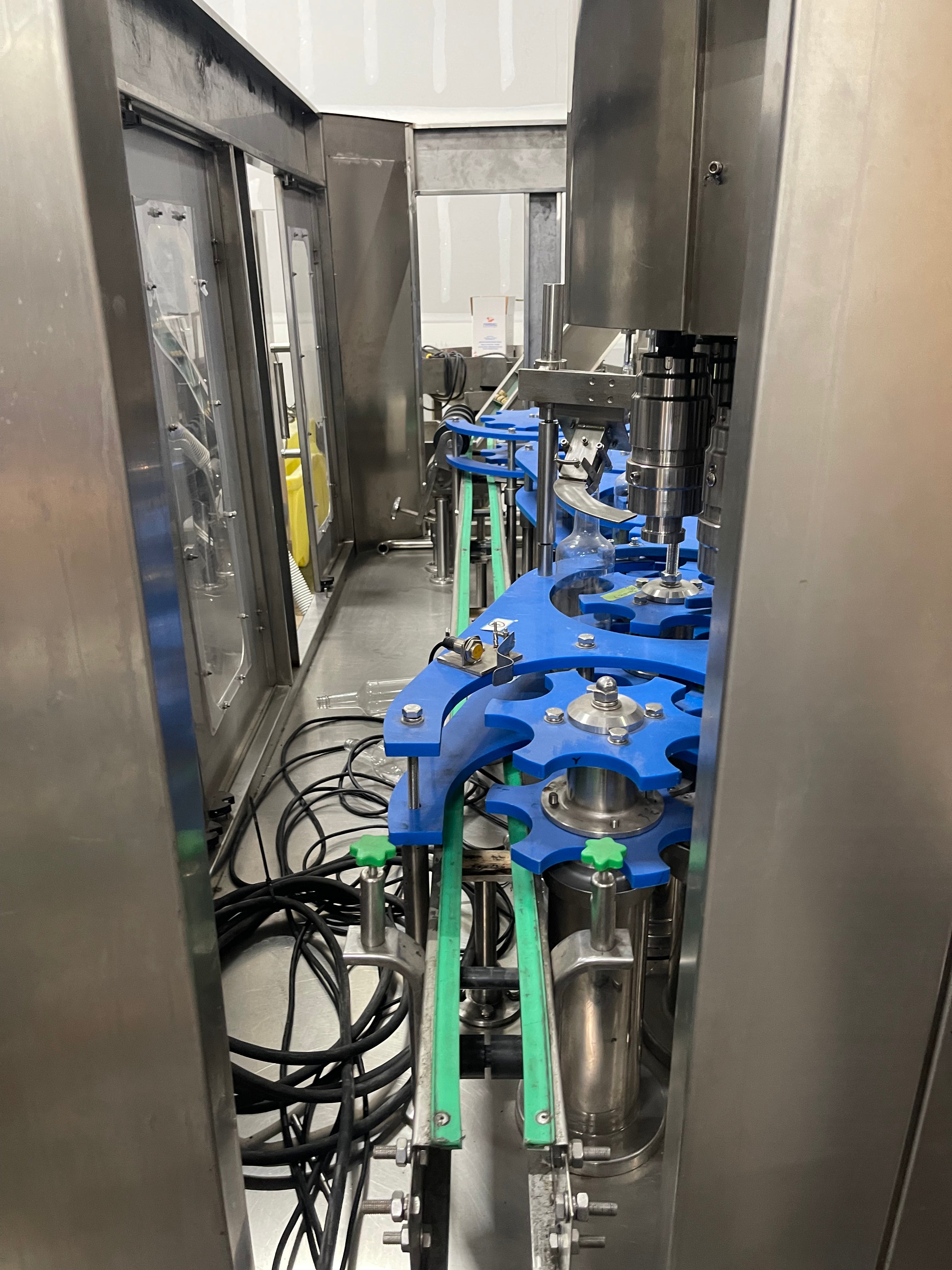 Fillex Rotary Bottle Filler & Screw-Capping Monoblock
