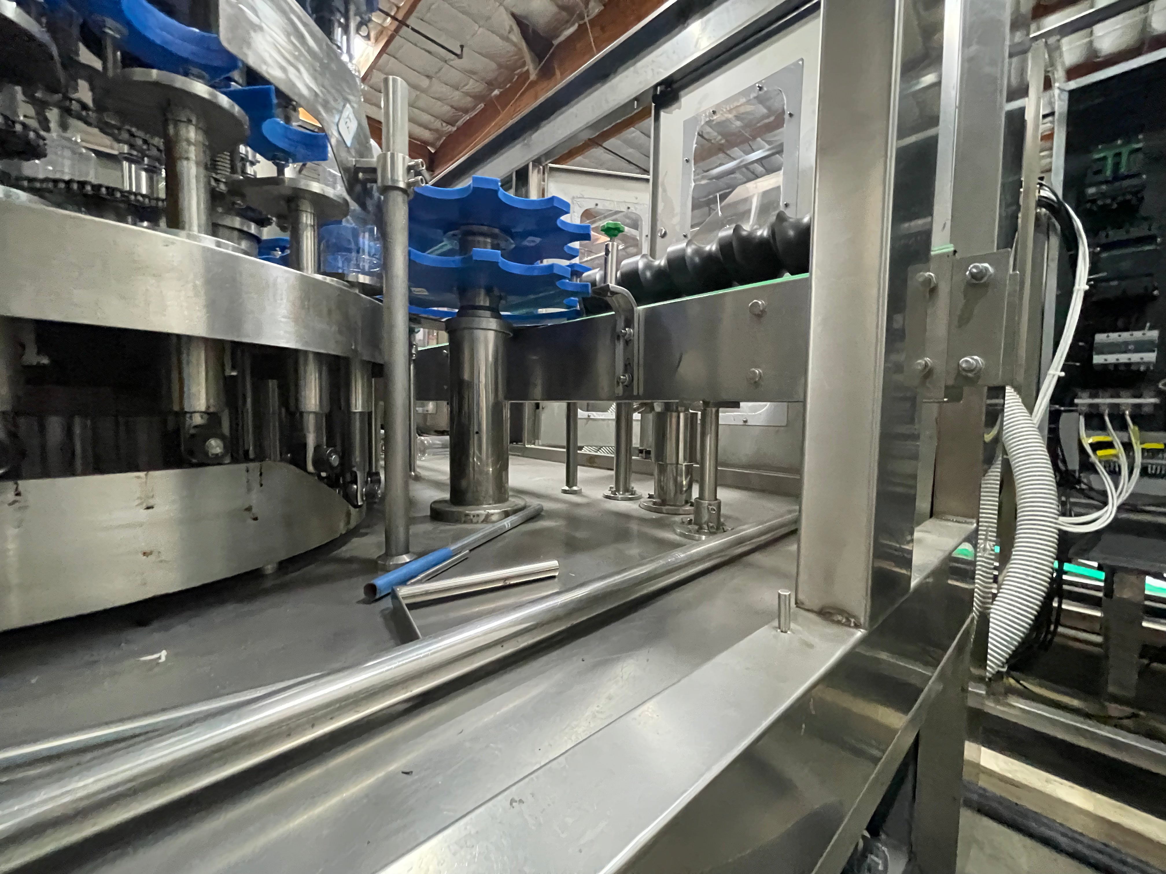 Fillex Rotary Bottle Filler & Screw-Capping Monoblock