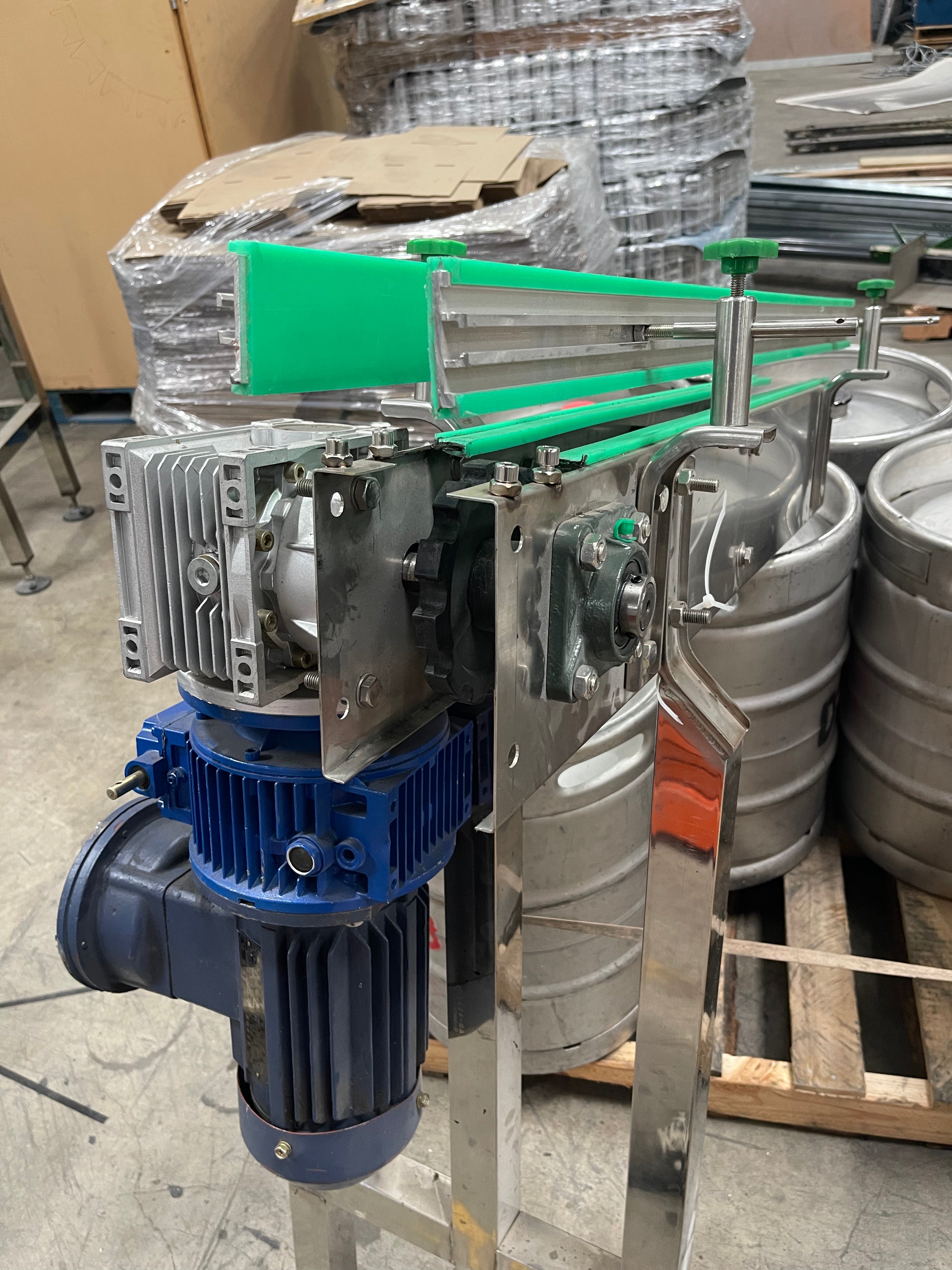 Fillex Rotary Bottle Filler & Screw-Capping Monoblock