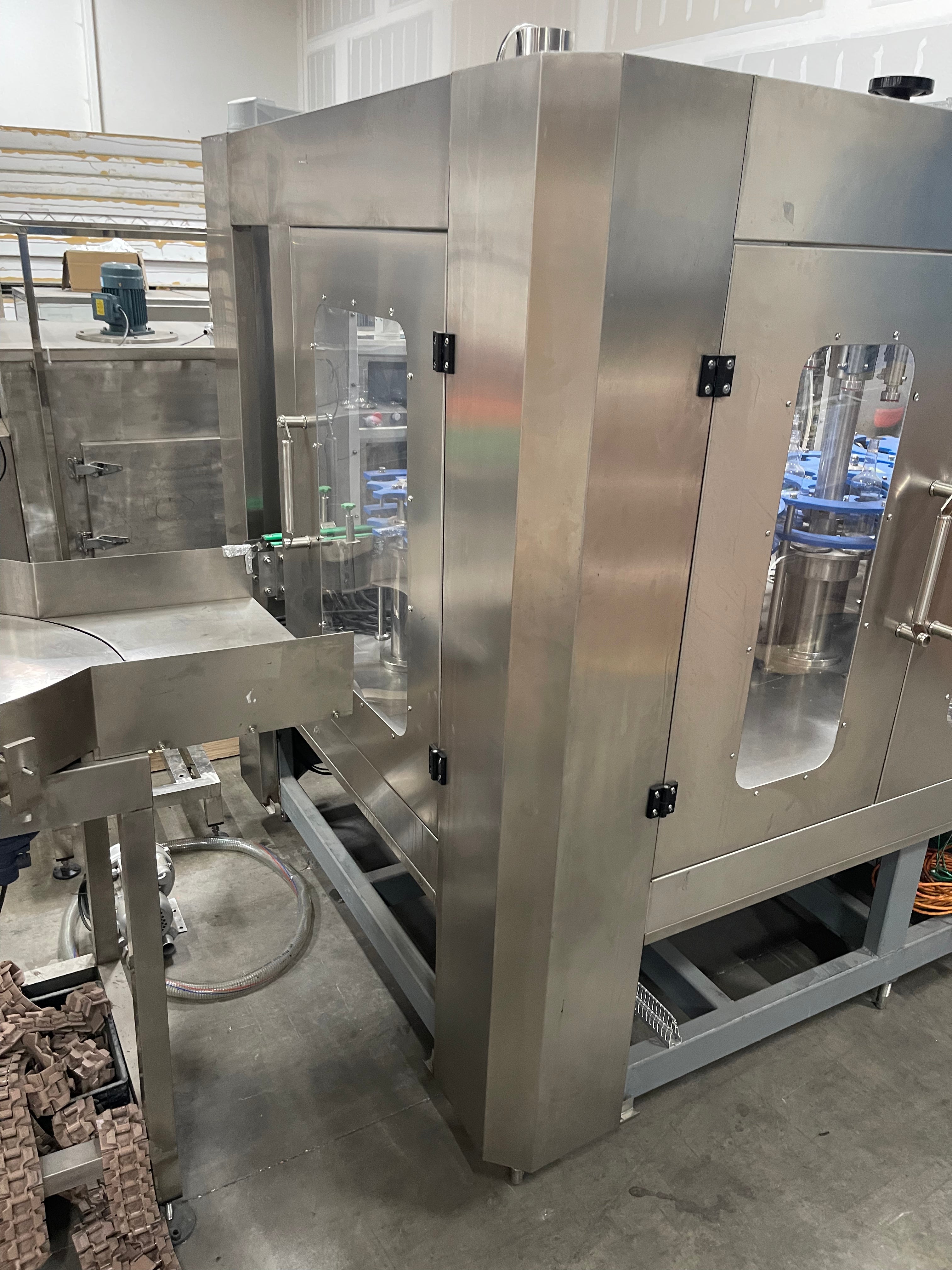 Fillex Rotary Bottle Filler & Screw-Capping Monoblock