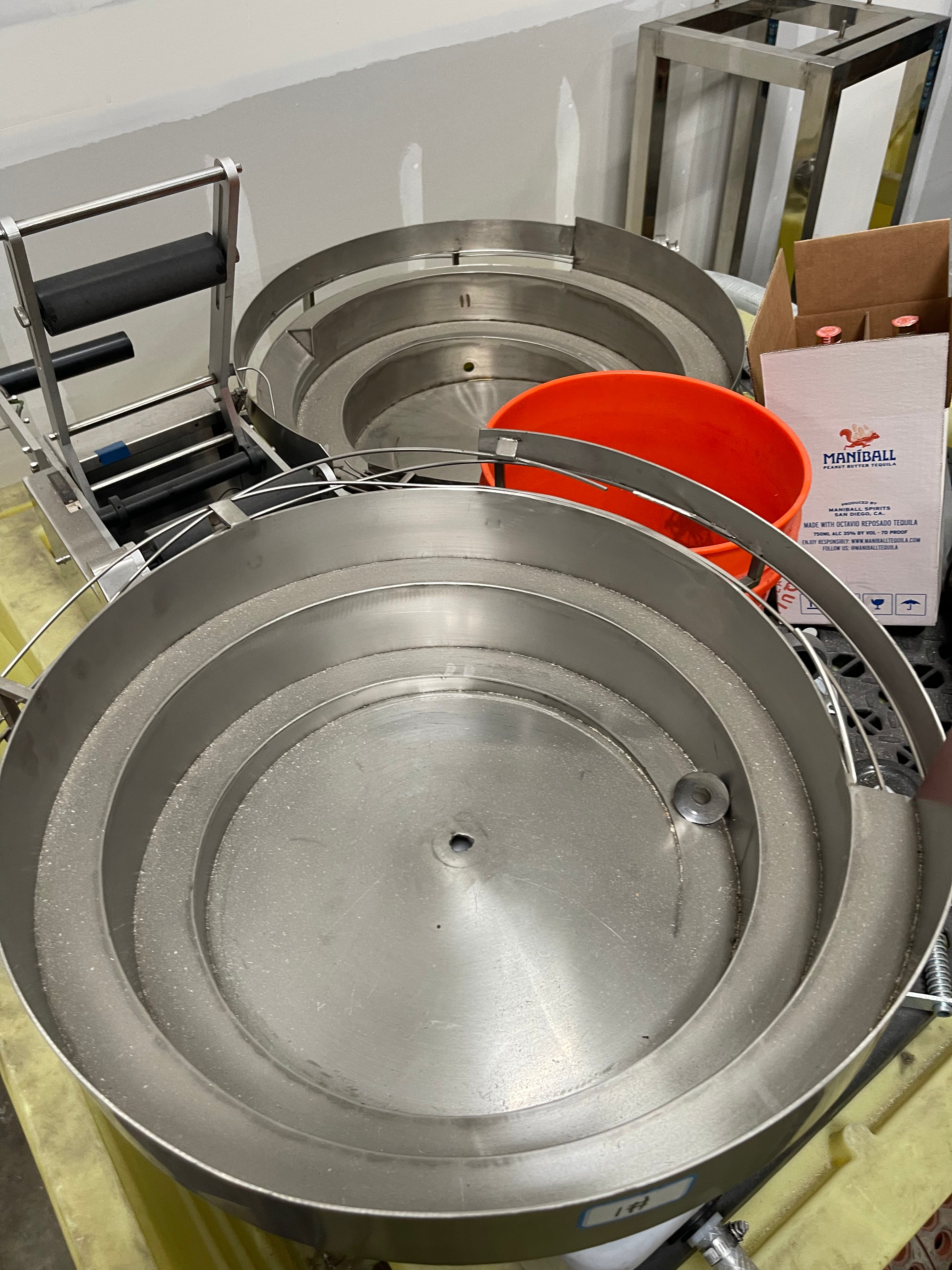 Fillex Rotary Bottle Filler & Screw-Capping Monoblock
