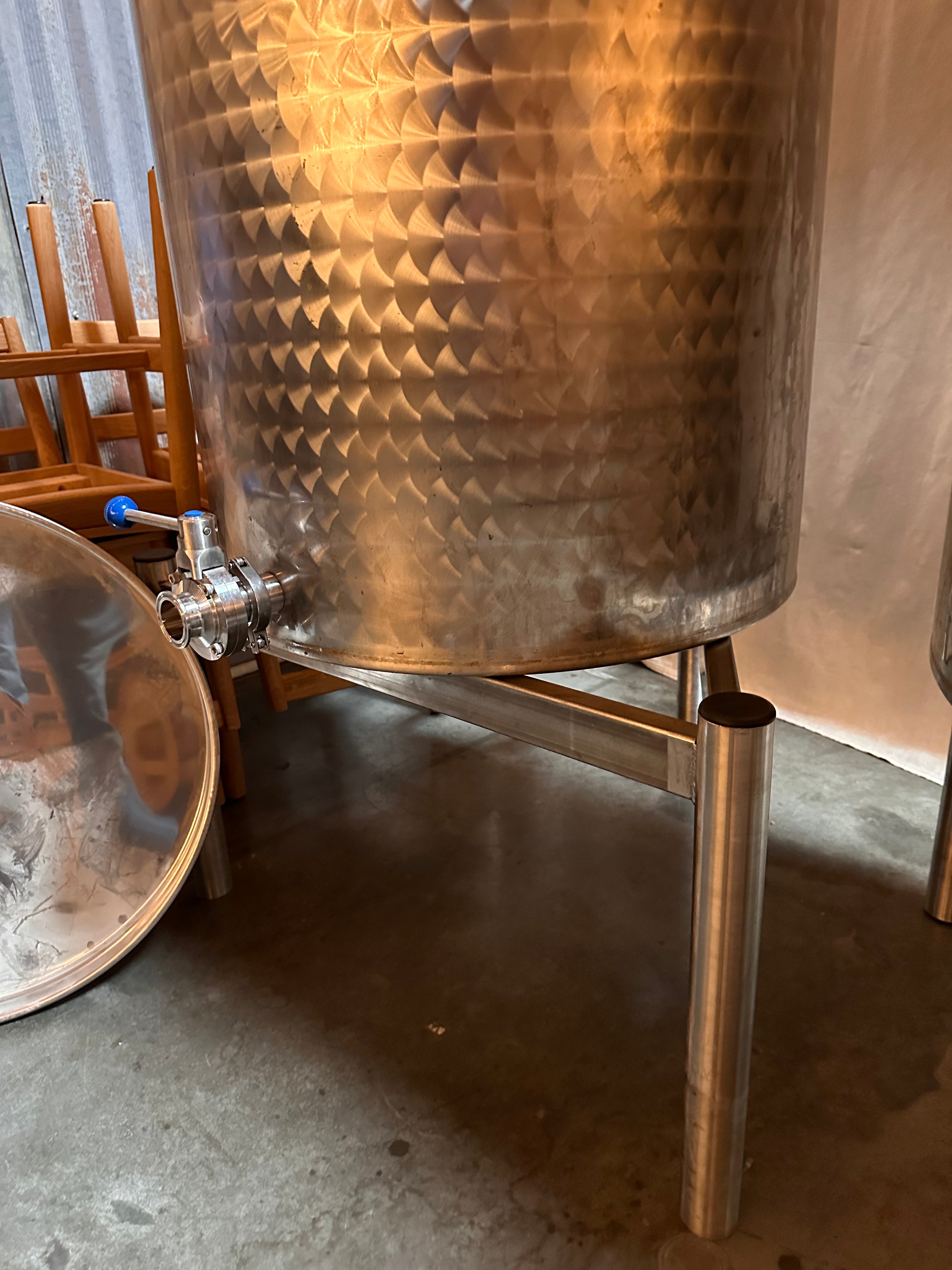 317L Wine Tank