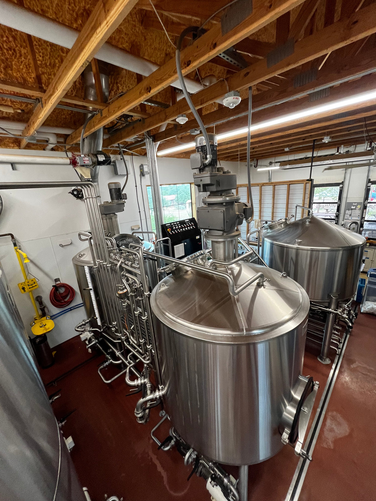 10bbl Steam Brewhouse w/ HLT & CLT