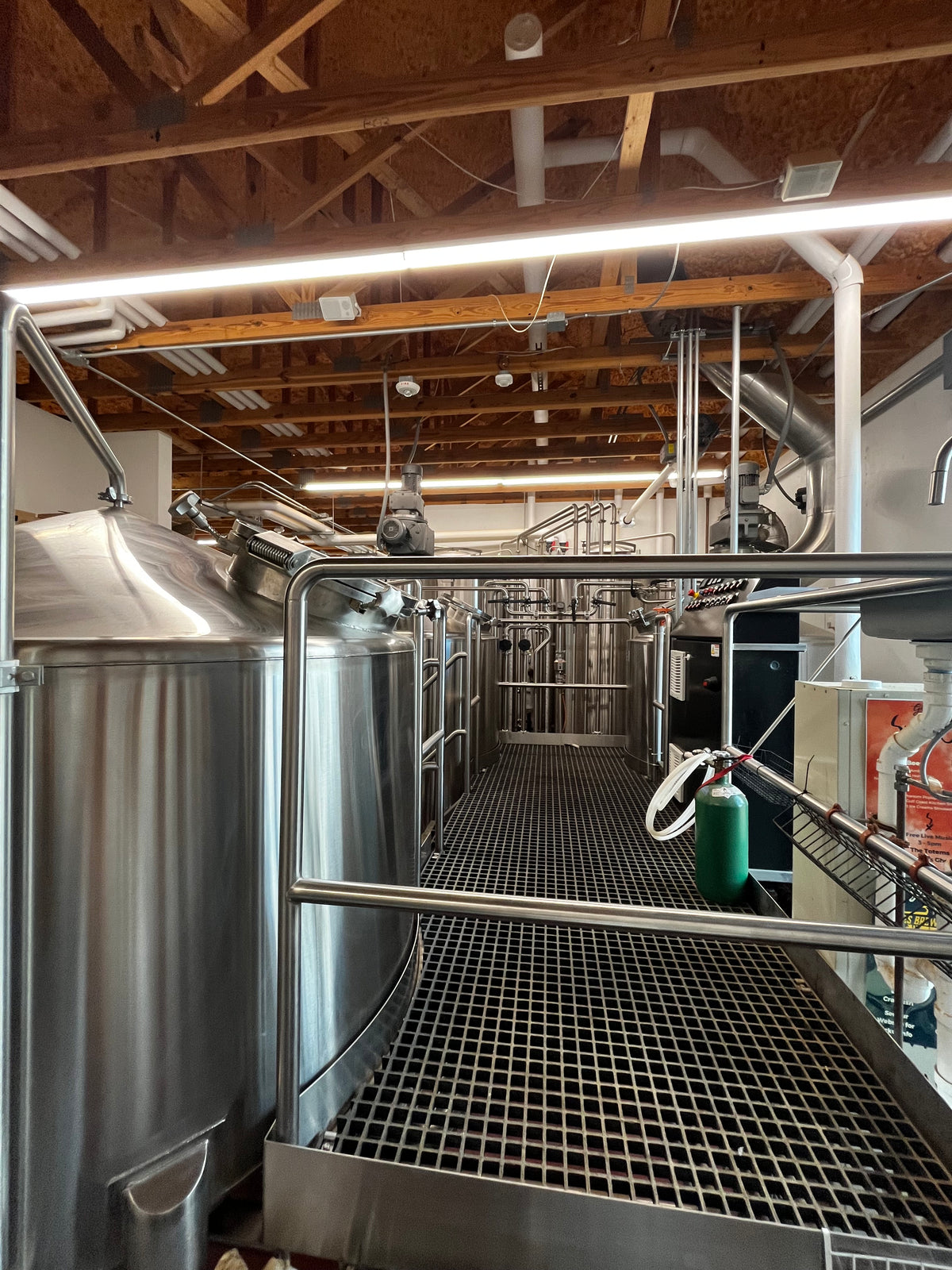 10bbl Steam Brewhouse w/ HLT & CLT
