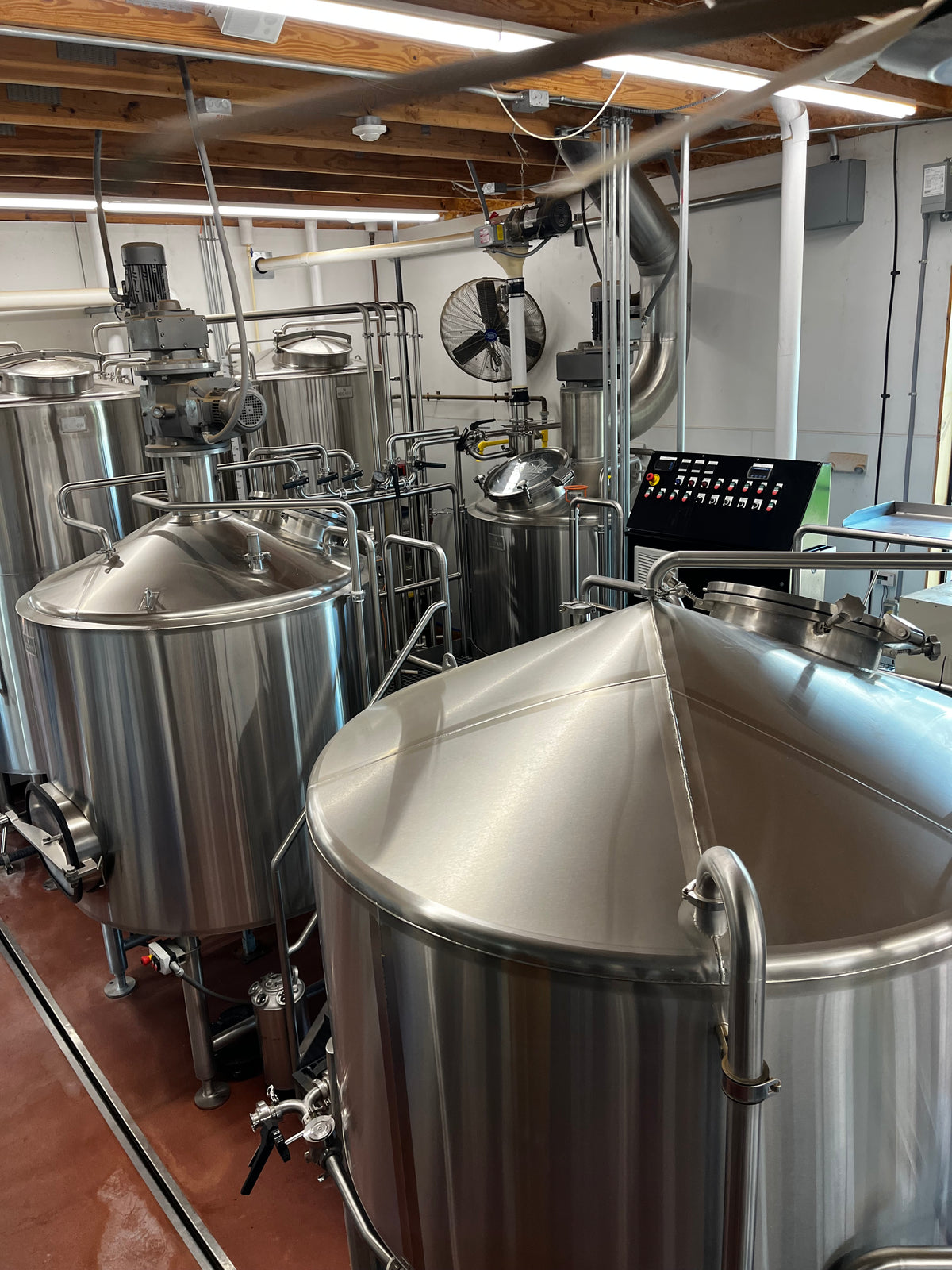 10bbl Steam Brewhouse w/ HLT & CLT