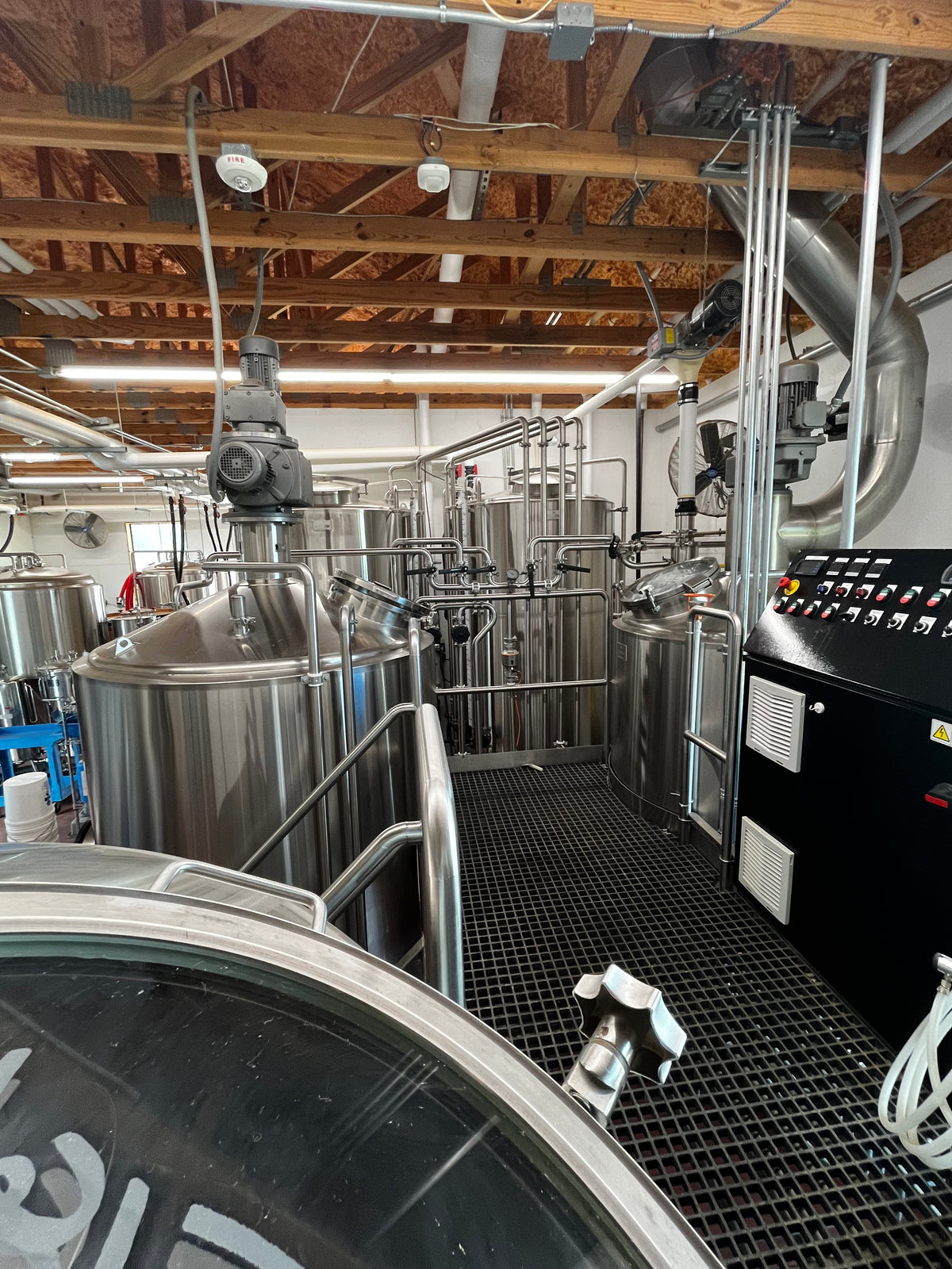 10bbl Steam Brewhouse w/ HLT & CLT
