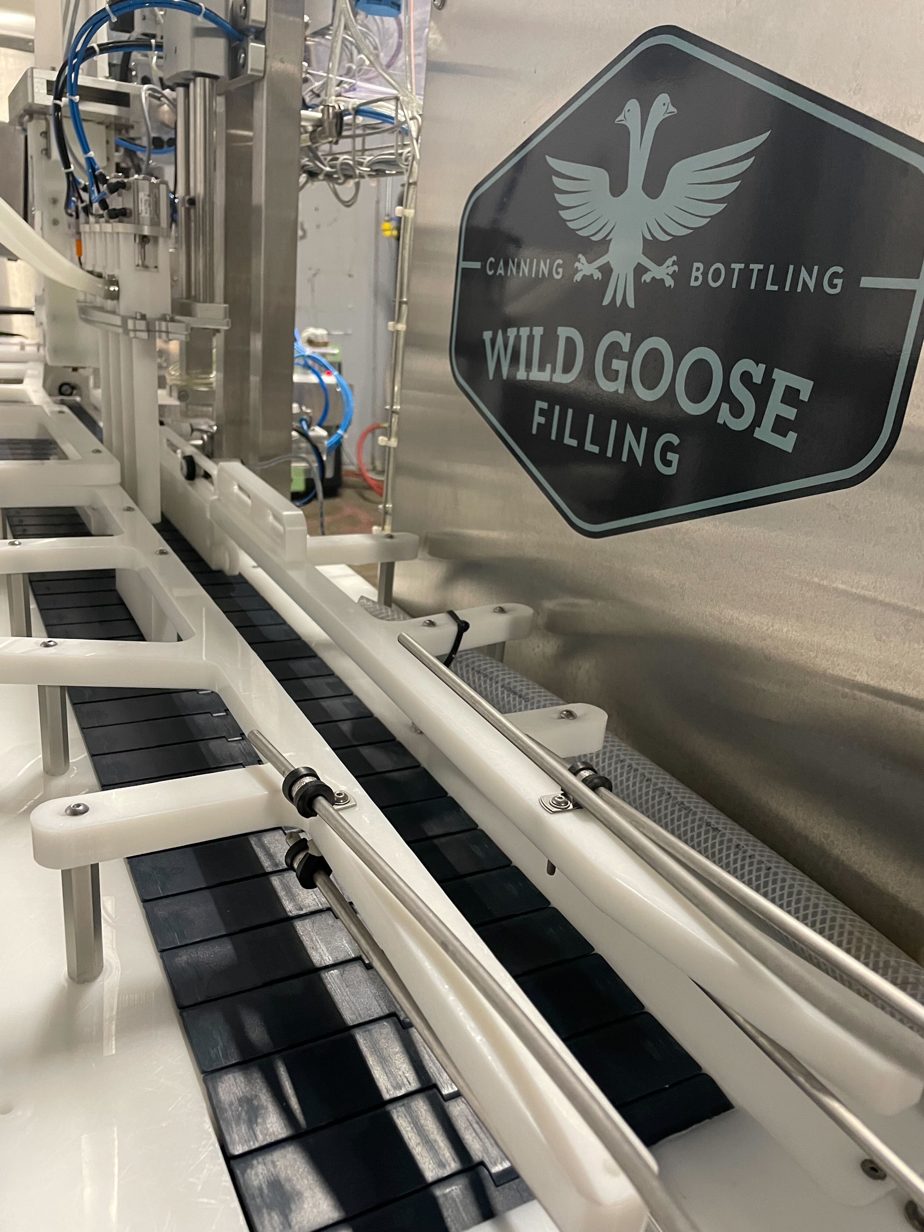 Wild Goose 4-Head Can Filler w/ Nitro Doser