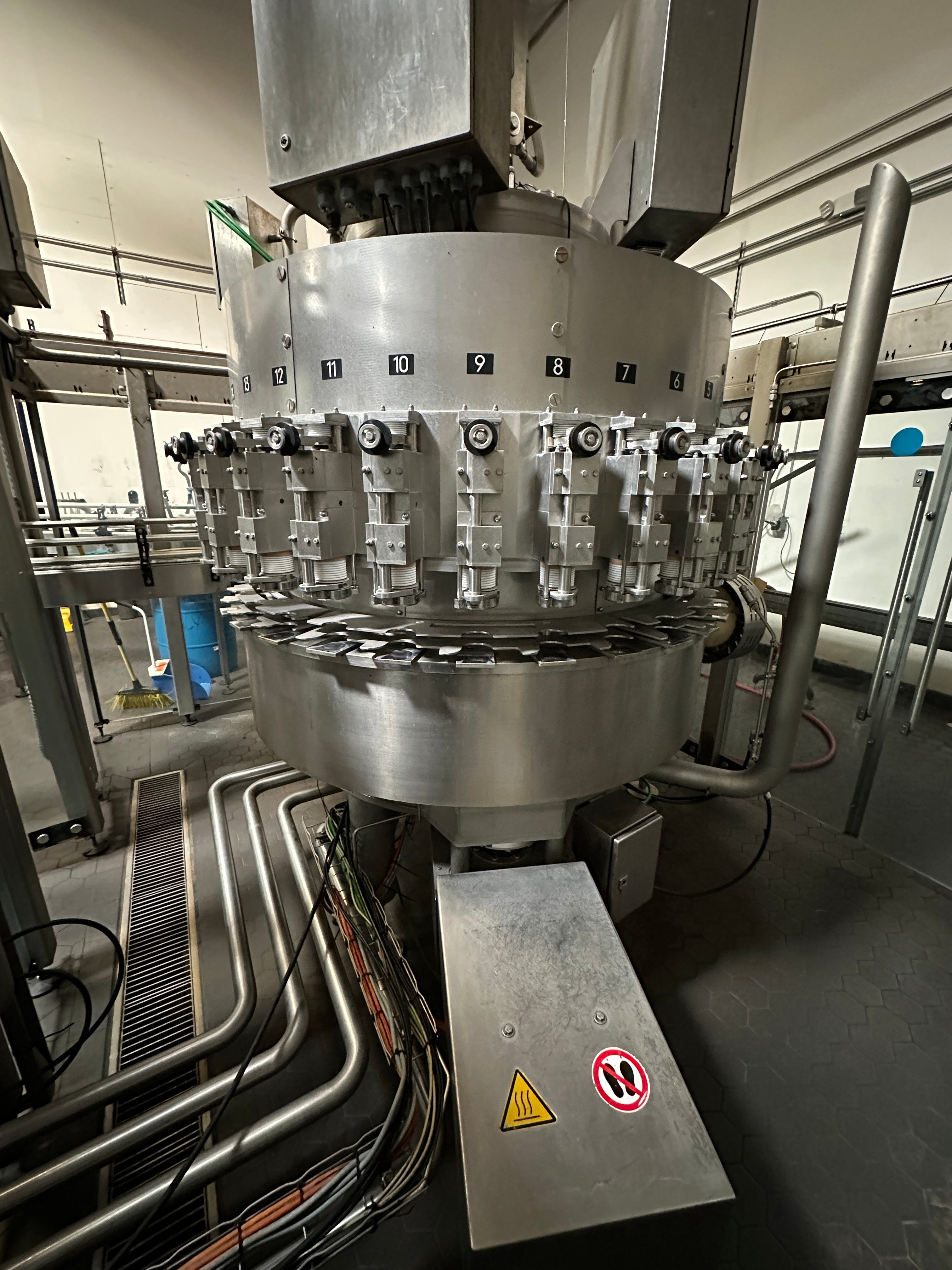 KHS Innofill DVD 30 w/ PSA Seamer