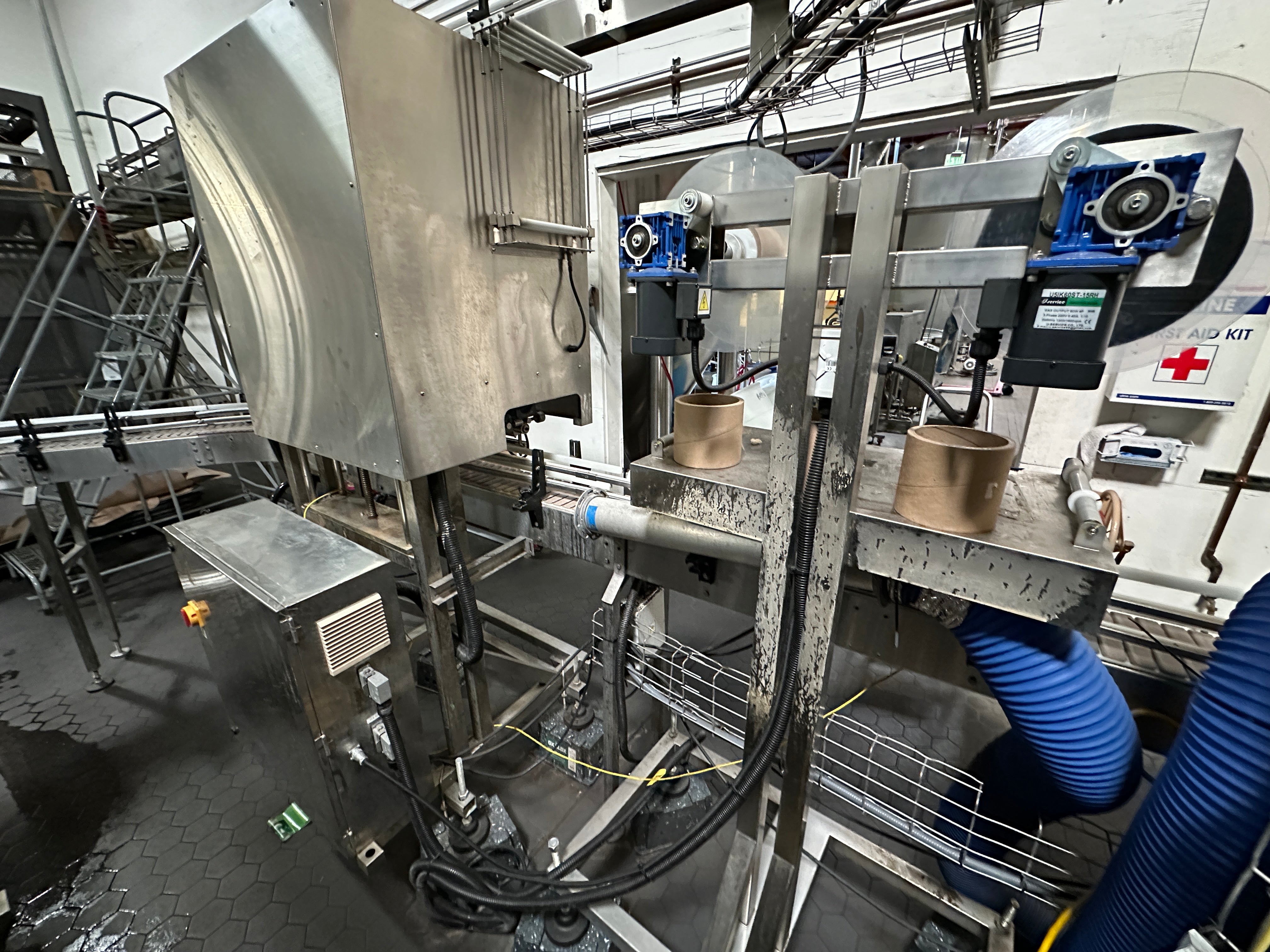 AFM Shrink Sleeve Aplicator