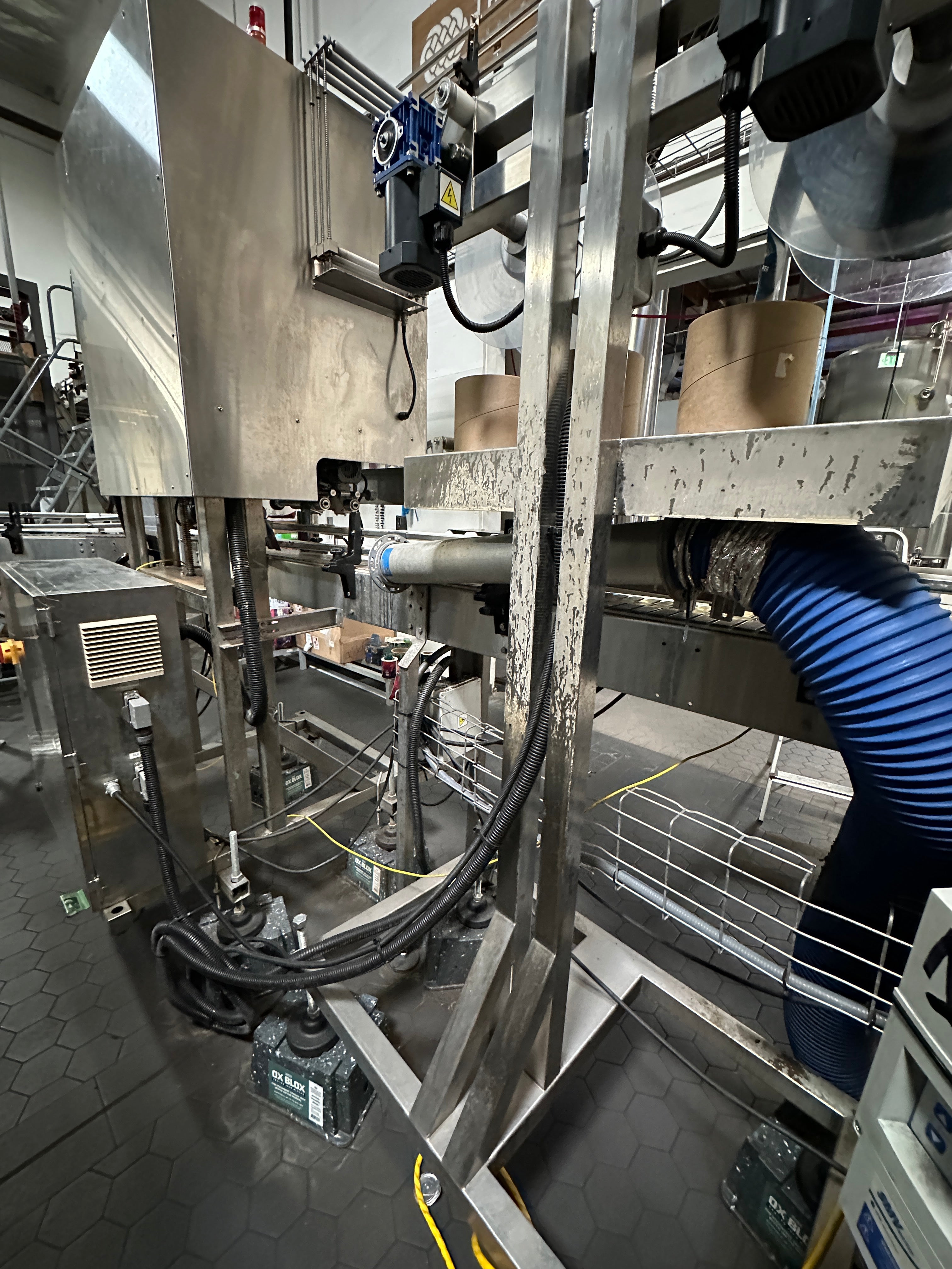 AFM Shrink Sleeve Aplicator