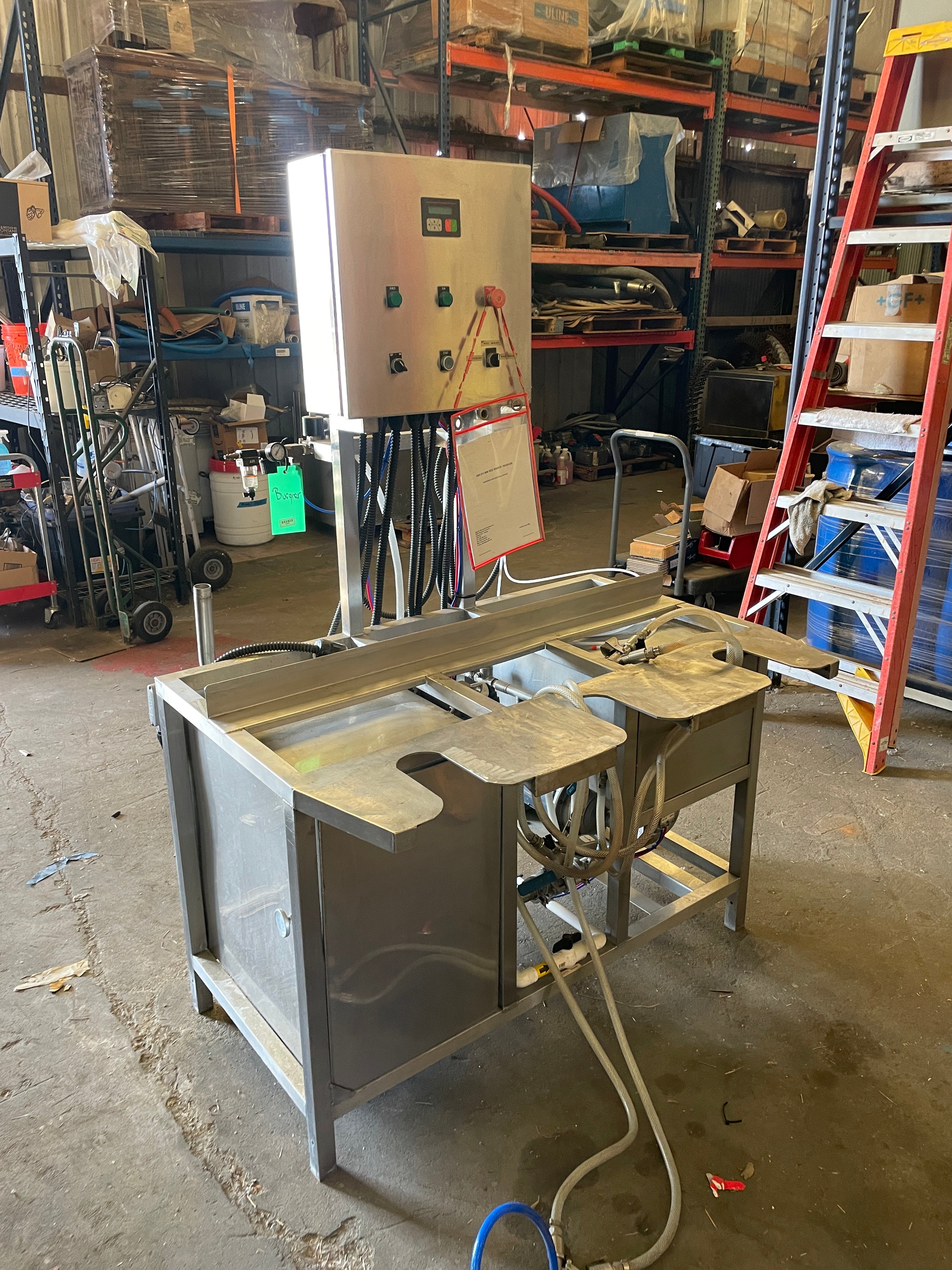Specific Mechanical 3-Head Keg Washer
