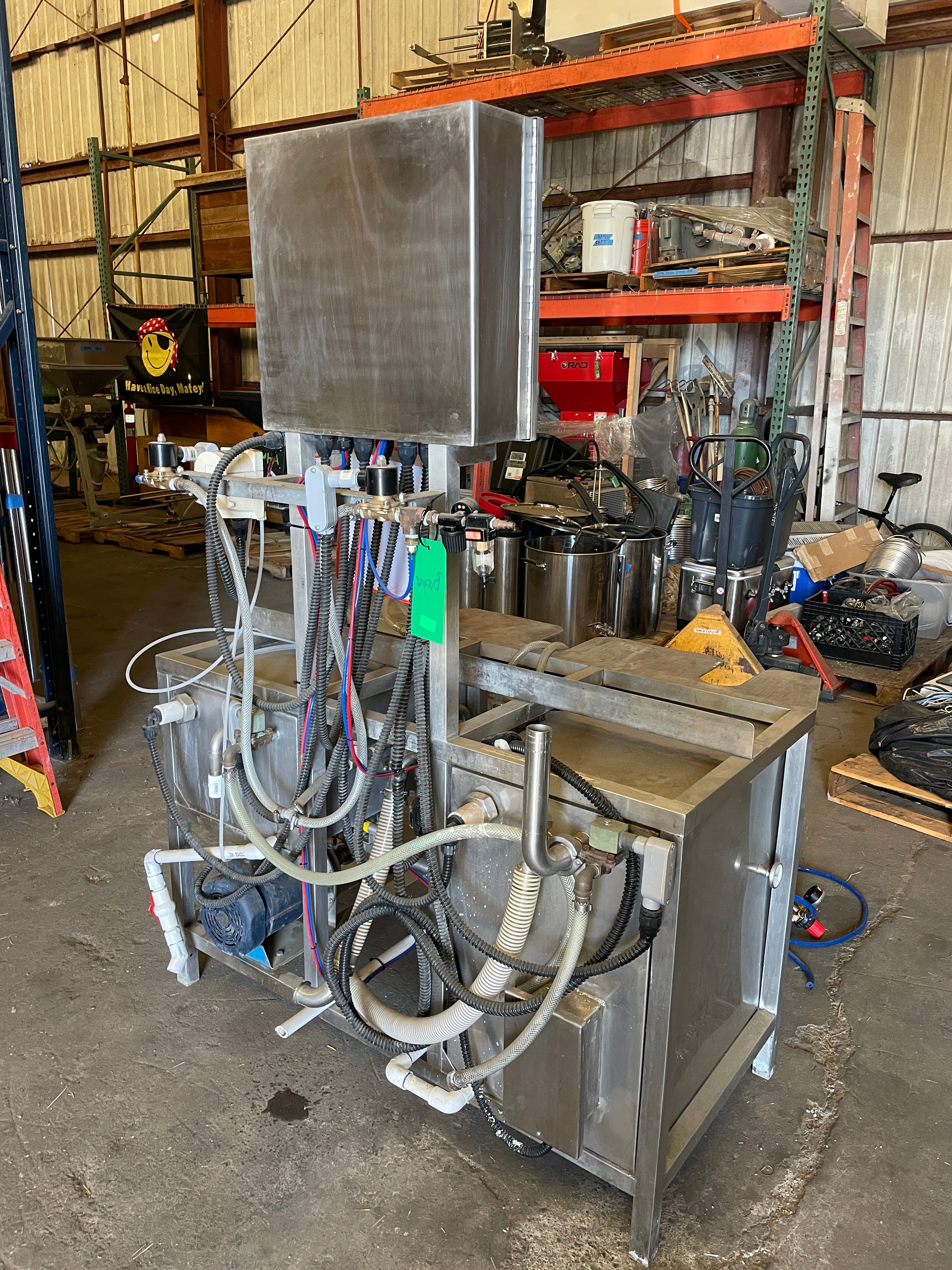 Specific Mechanical 3-Head Keg Washer