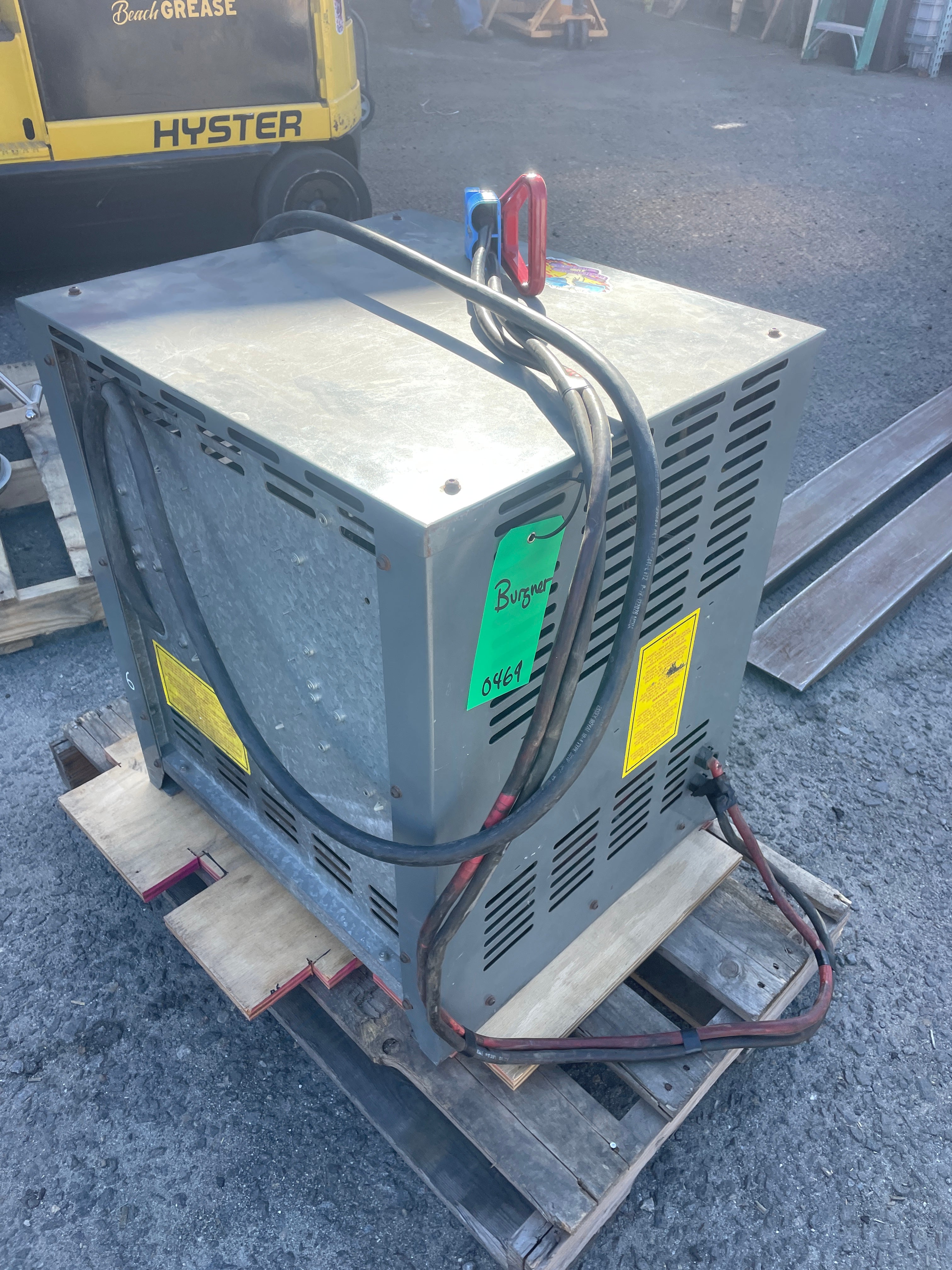 Hyster Electric Forklift