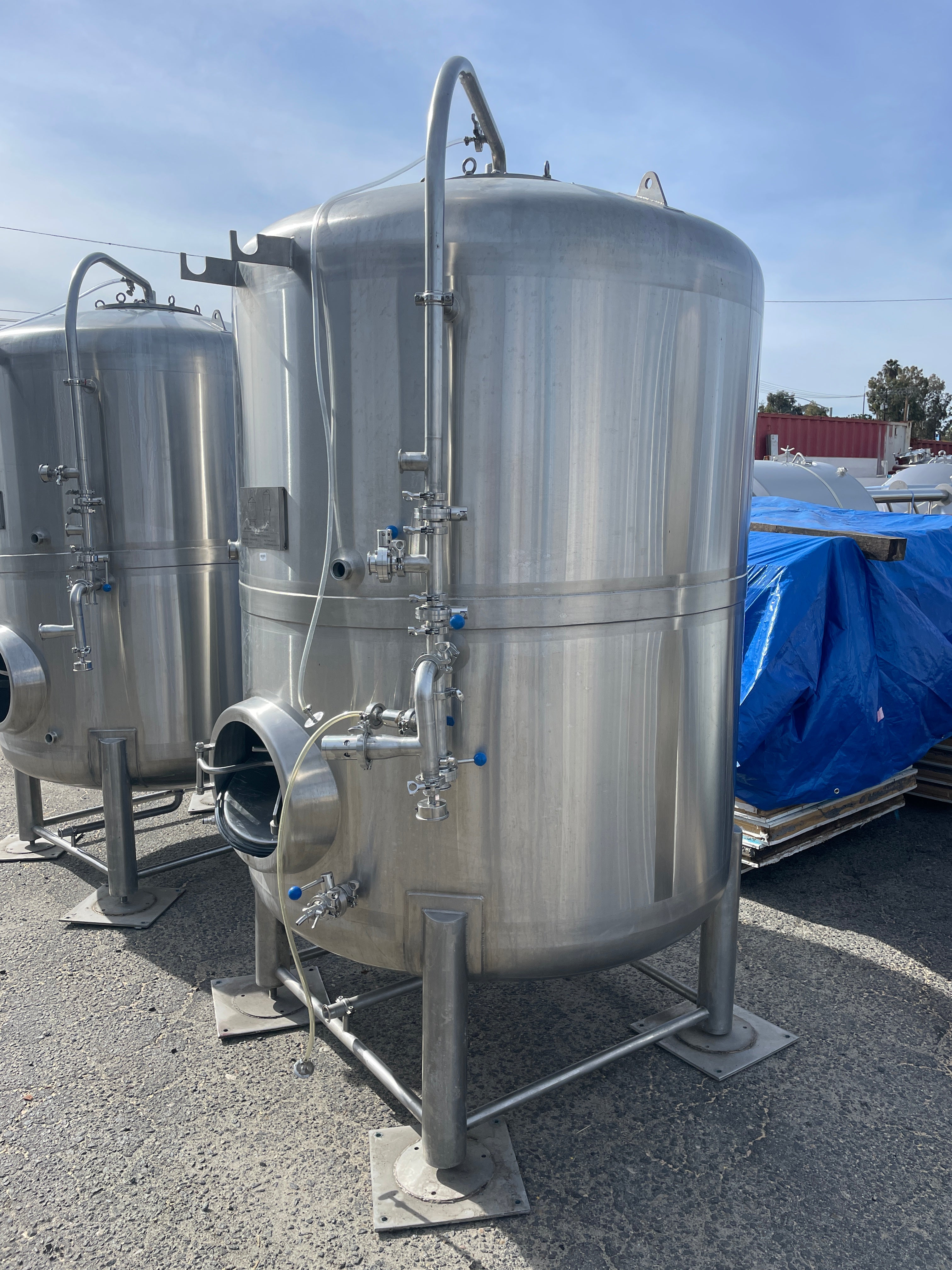 Dual 10bbl Stacked Serving Tank (20bbl total)