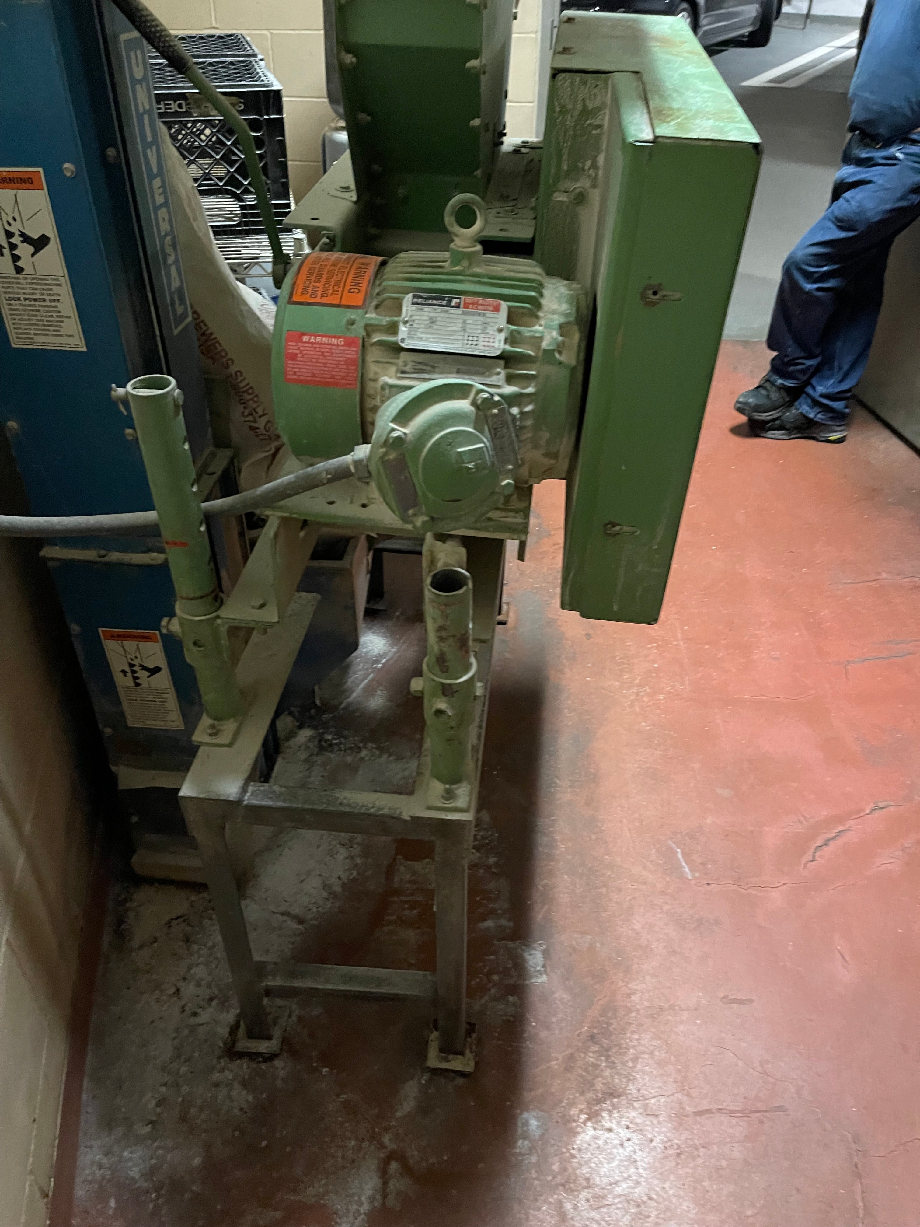 Roskamp 3hp Grain Mill Beverage Equipment Traders